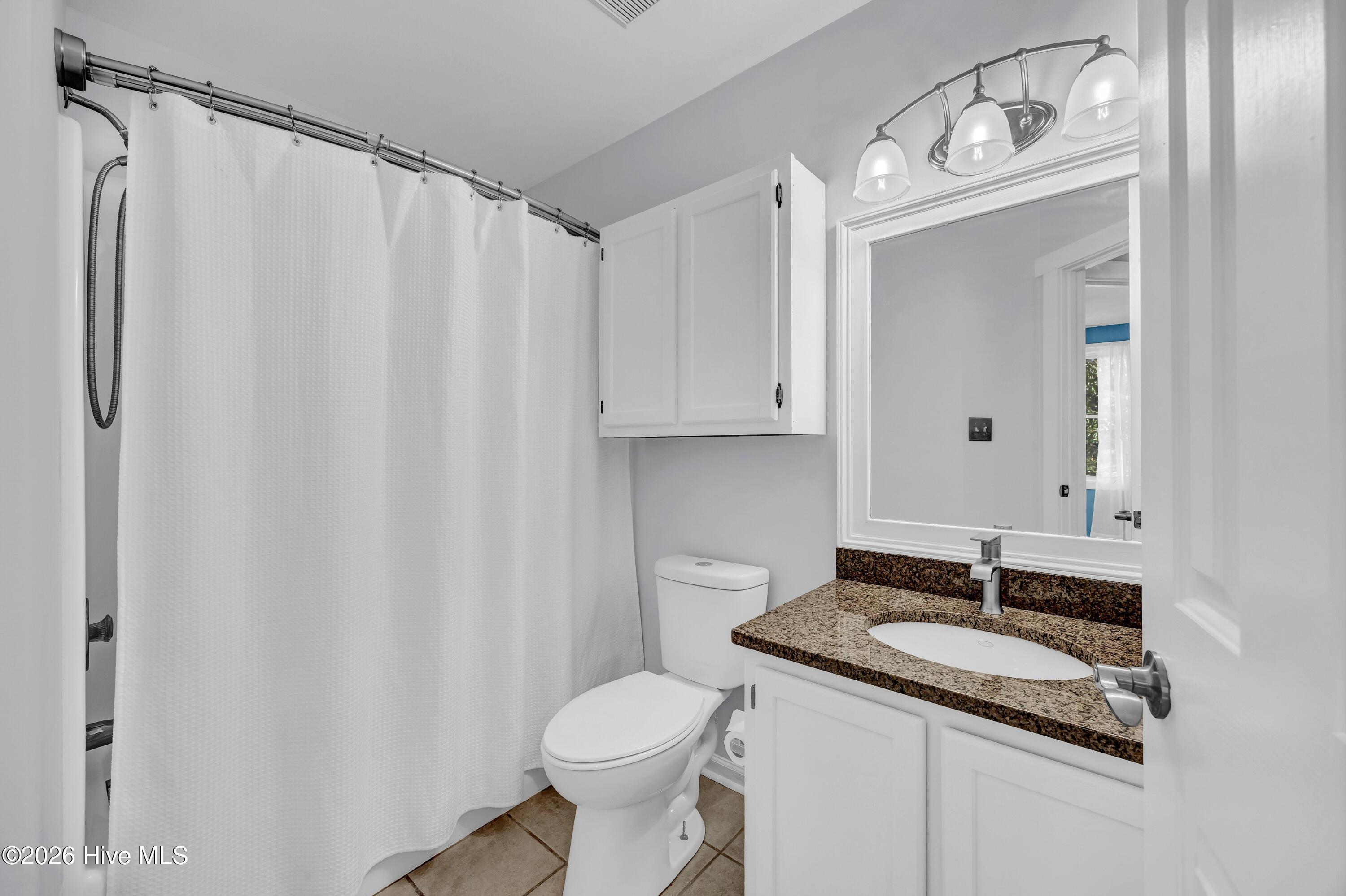 100563133 | Photo 26