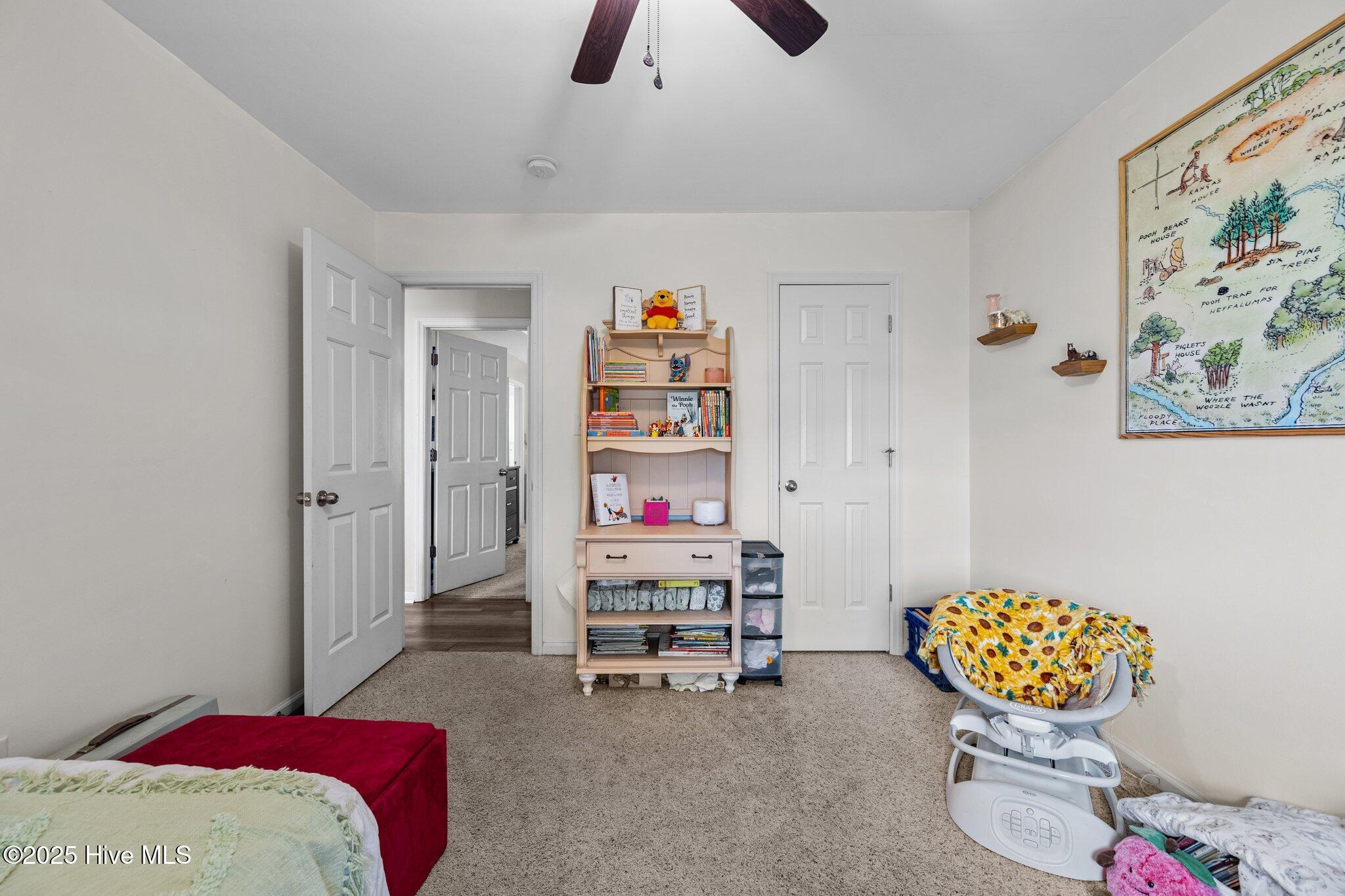 100557104 | Photo 40