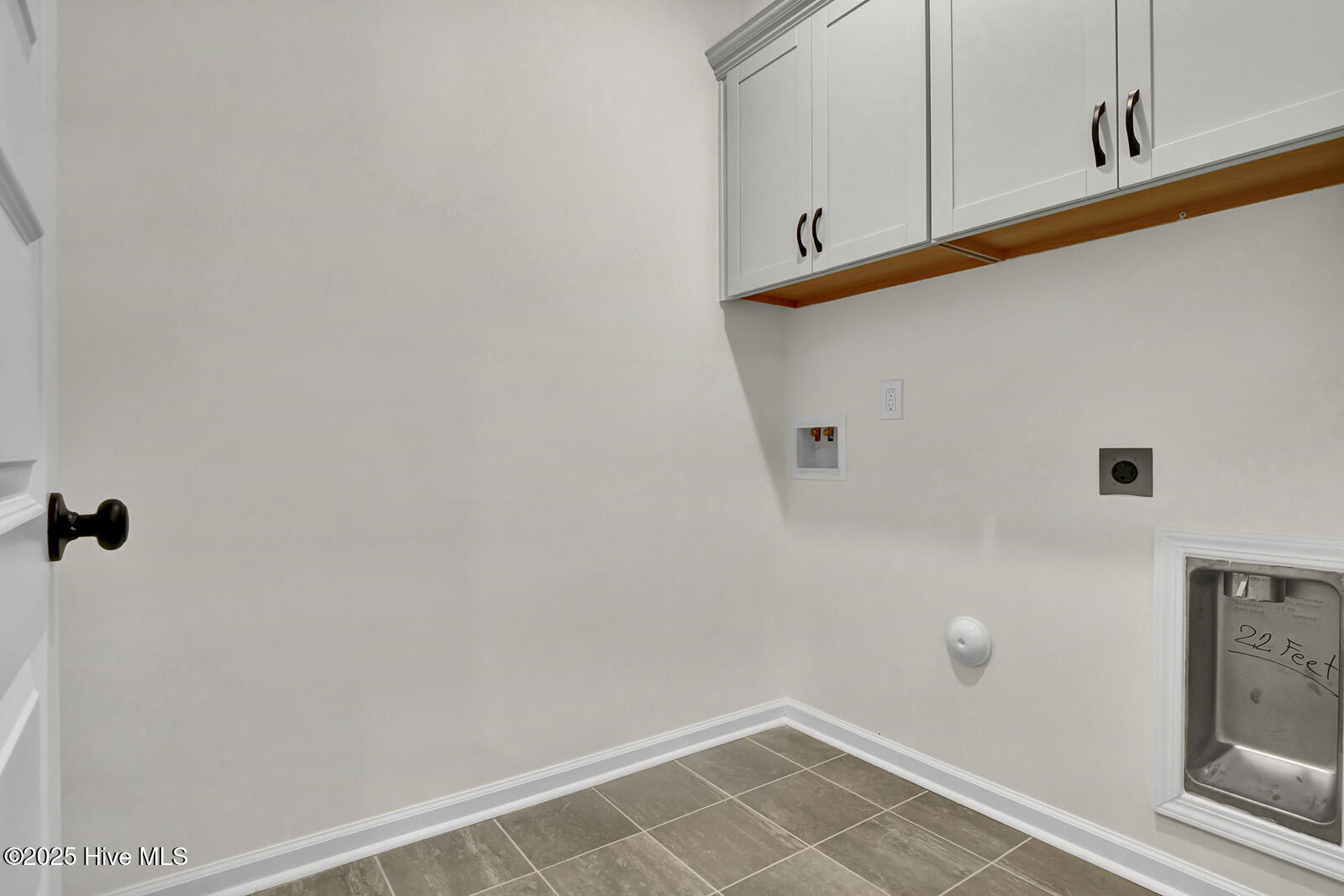 100515085 | Photo 30