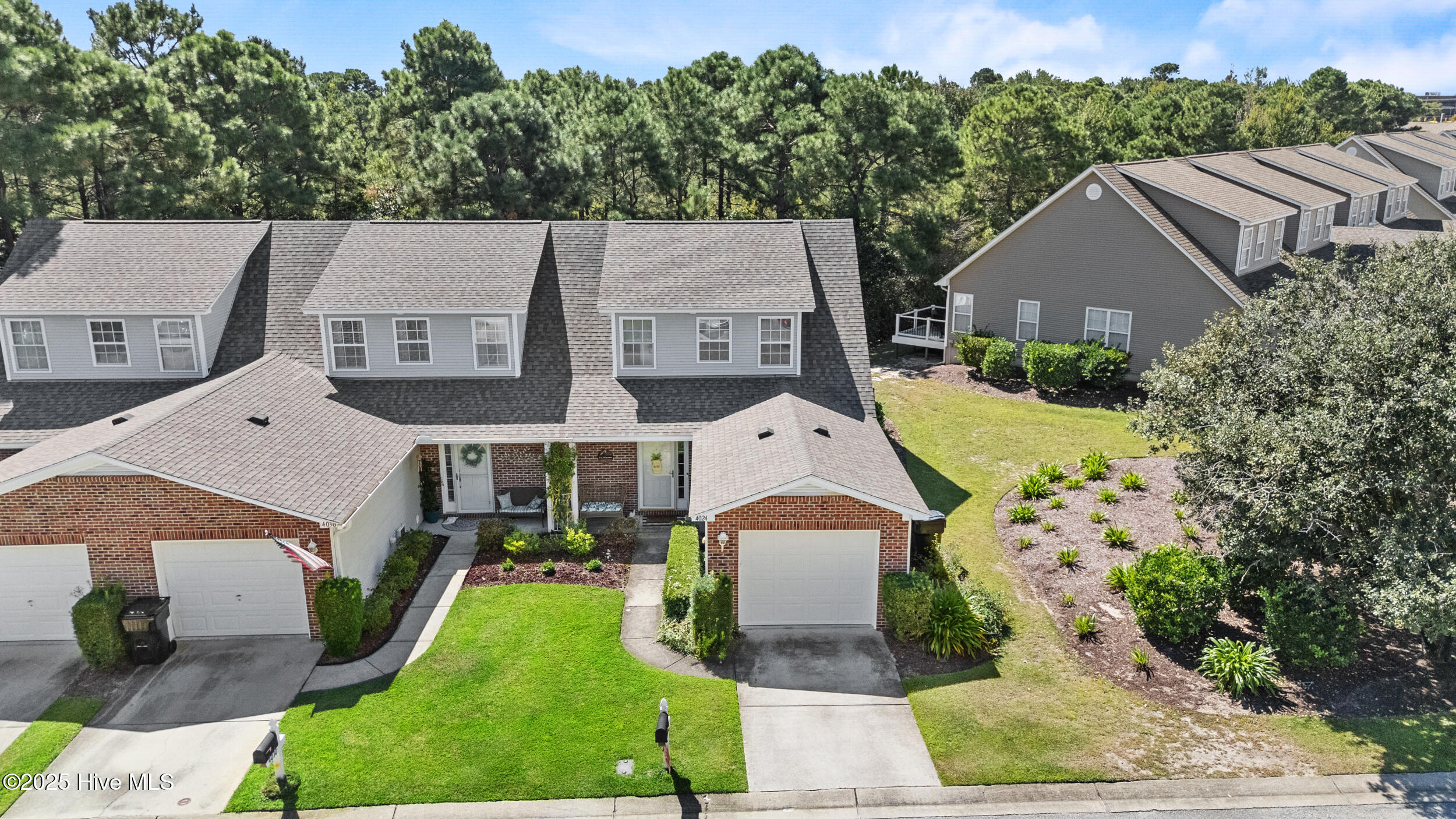 100532687 | Photo 31