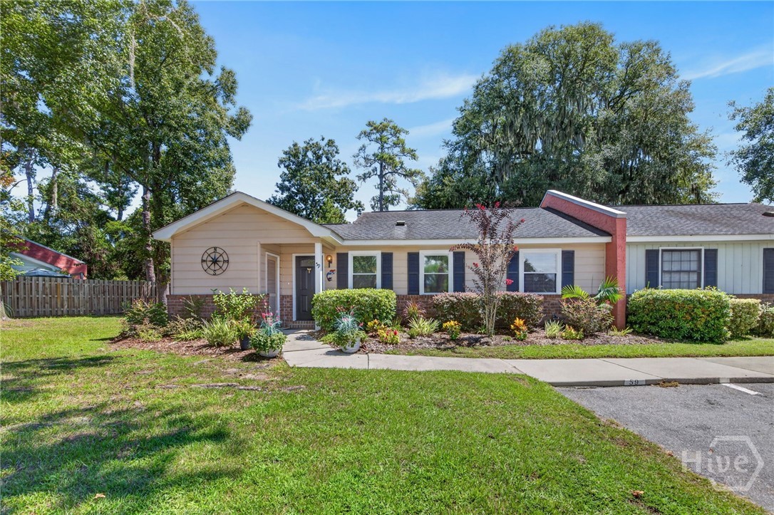 Photo 2 of Townhouse for sale at 59 Navigator Ln, Savannah, GA 31410 | MLS# SA363776 | Listing updated on 2026-09-17