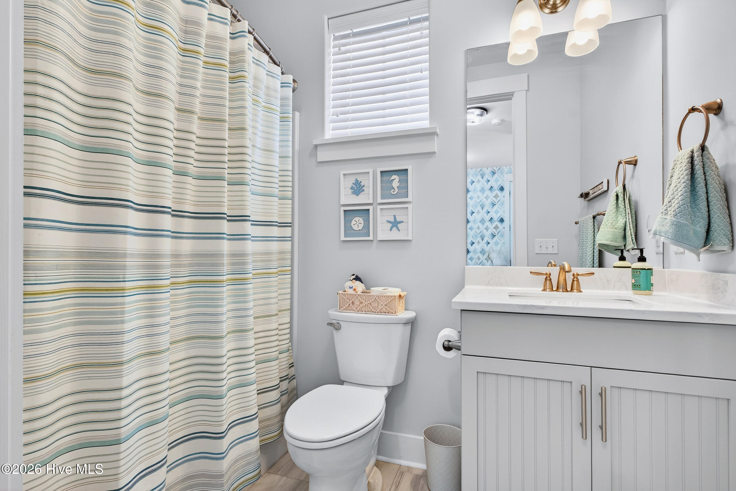 100559730 | Photo 40