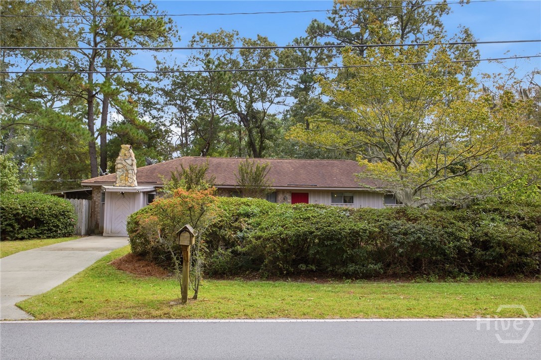 Photo 4 of Single family home for sale at 13 Suncrest Blvd, Savannah, GA 31410 | MLS# SA367361 | Listing updated on 2026-10-30