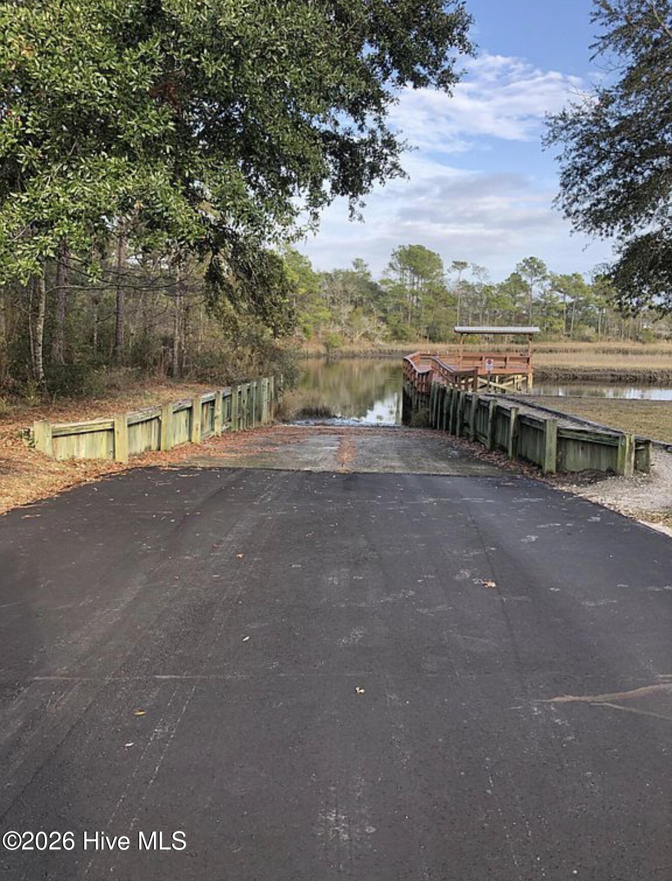 100558747 | Photo 78