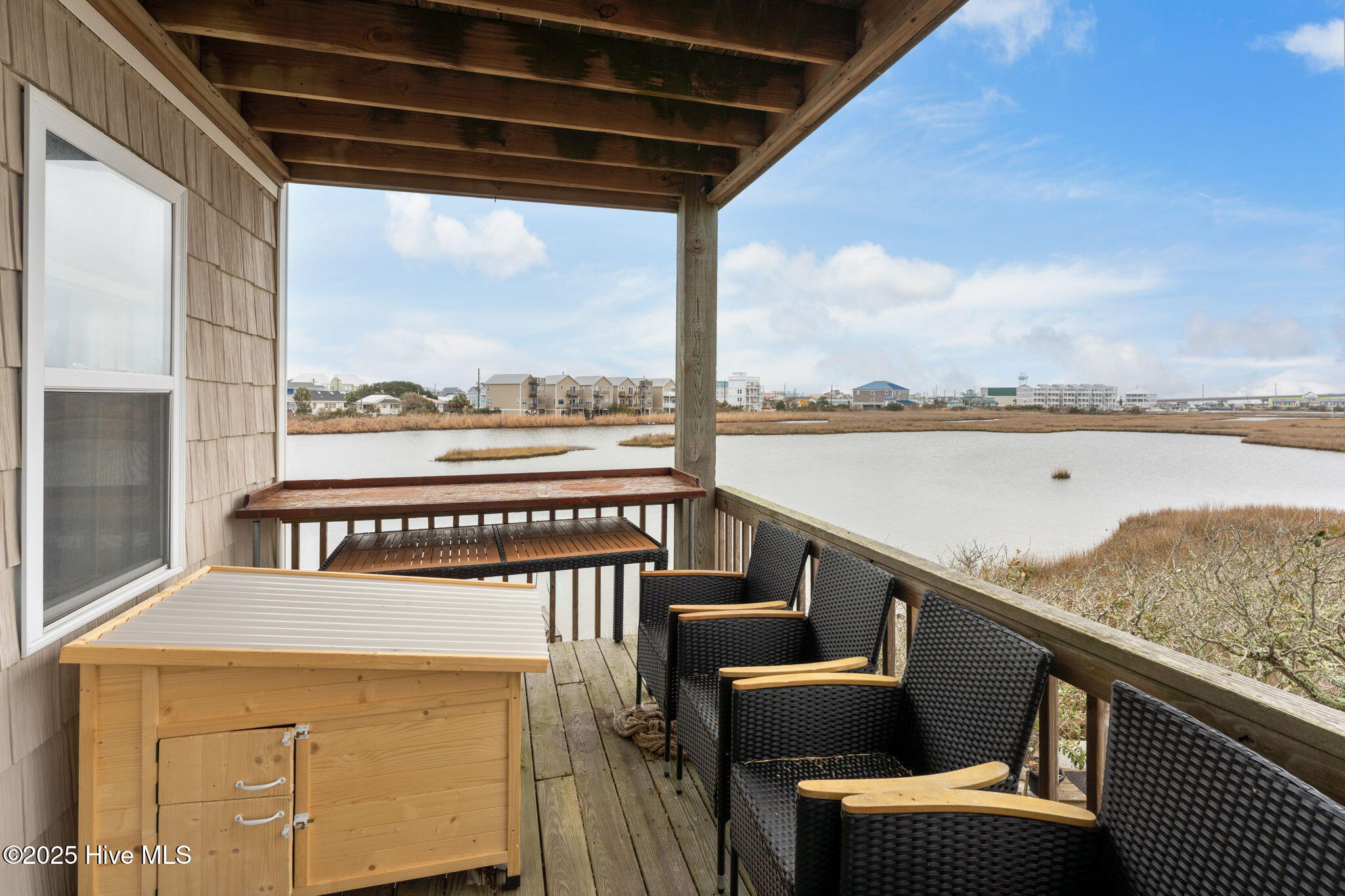 100488869 | Photo 28