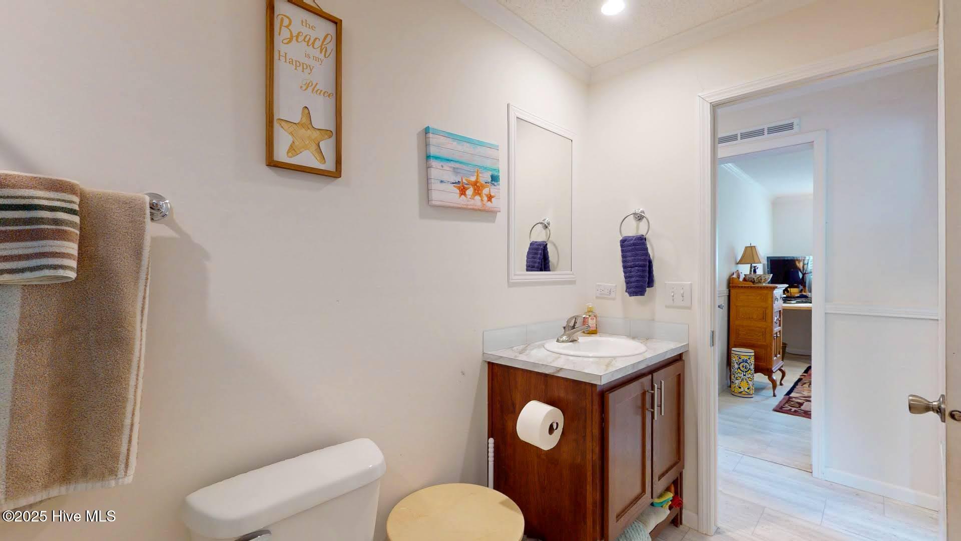 100500718 | Photo 37