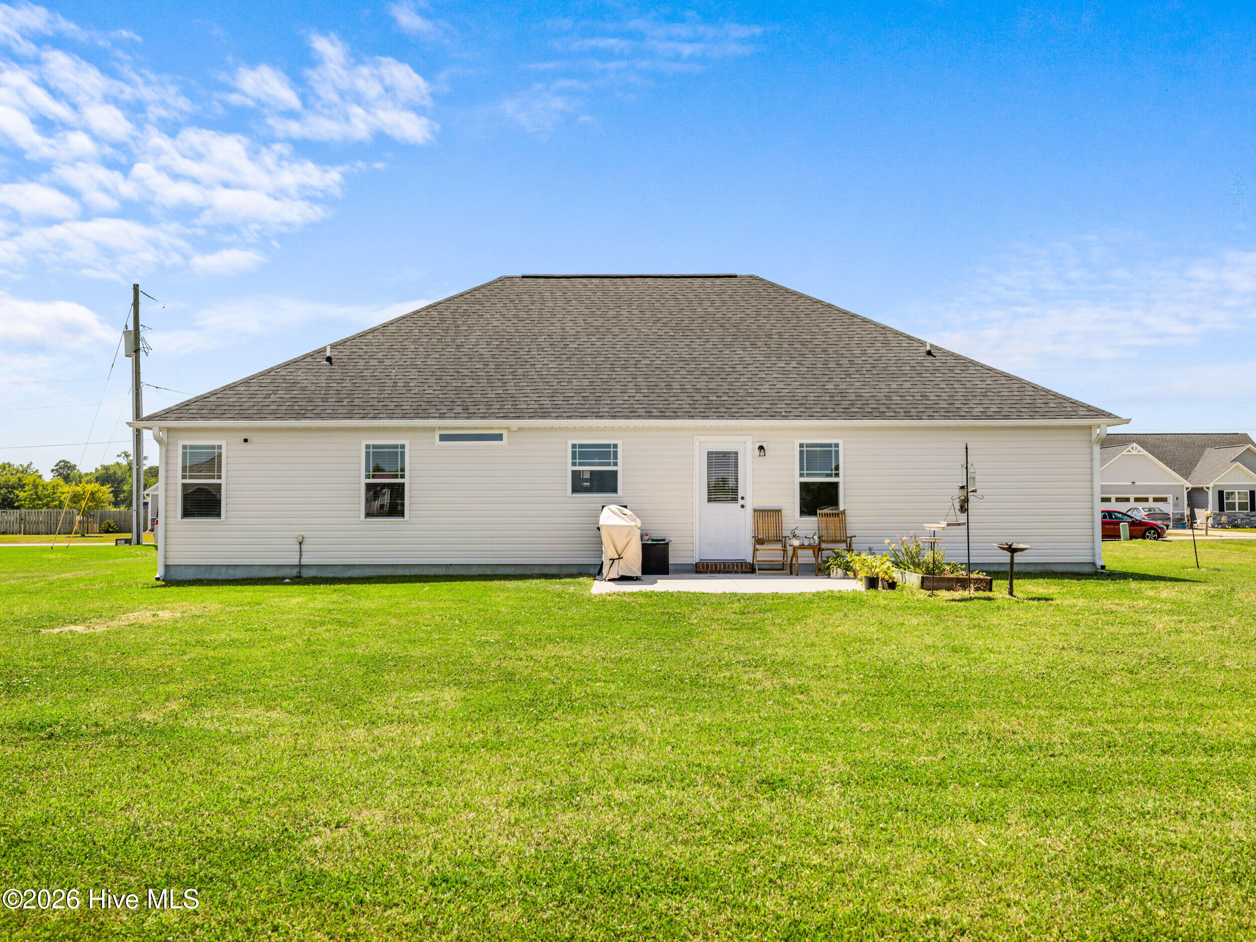 100569588 | Photo 34