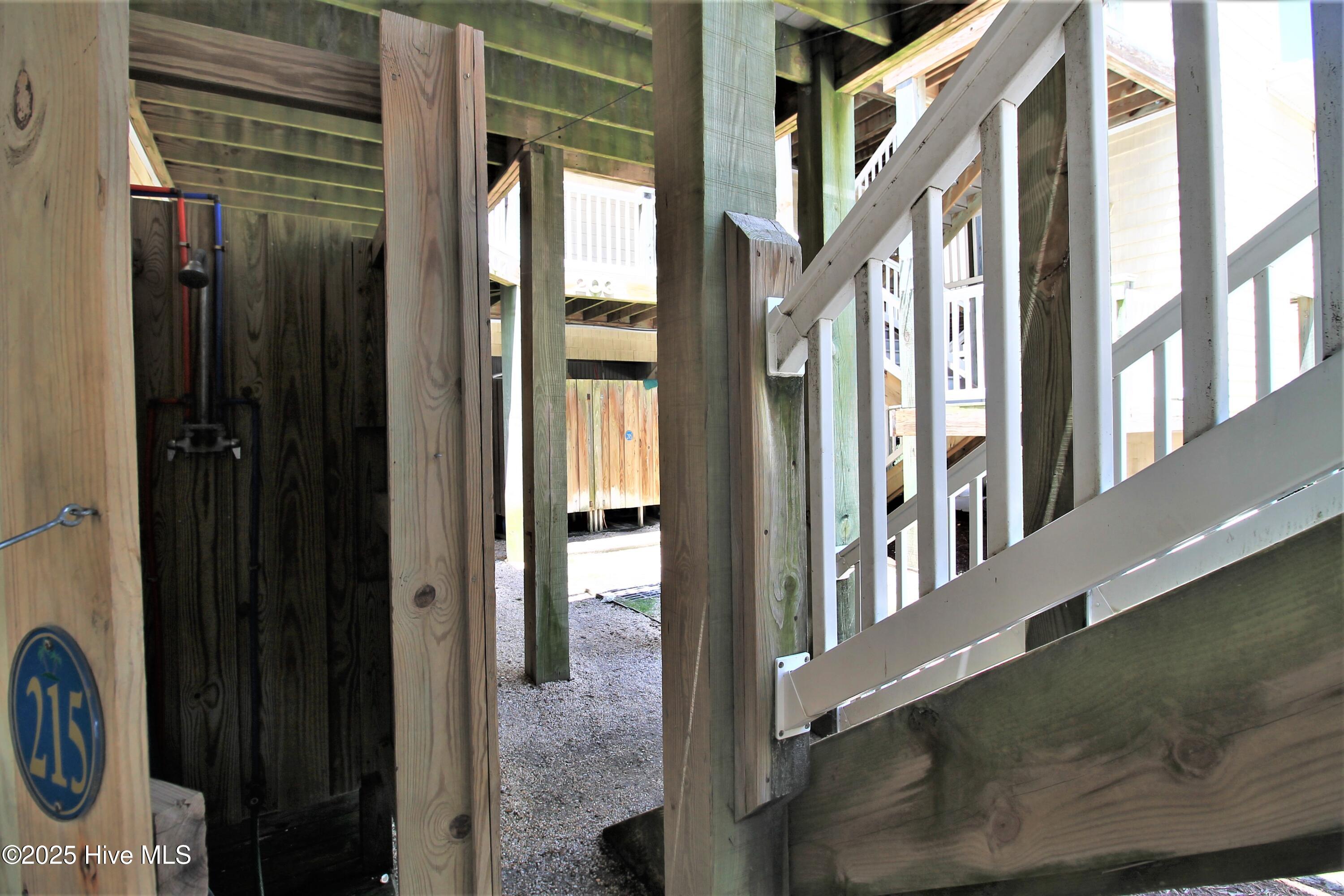 100500481 | Photo 25