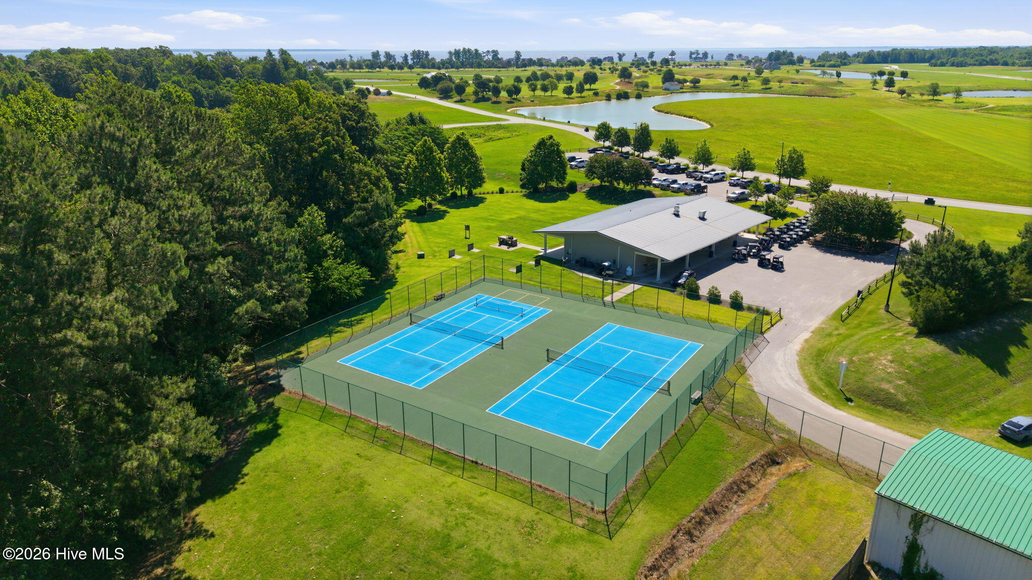 Tennis/Pickleball Courts