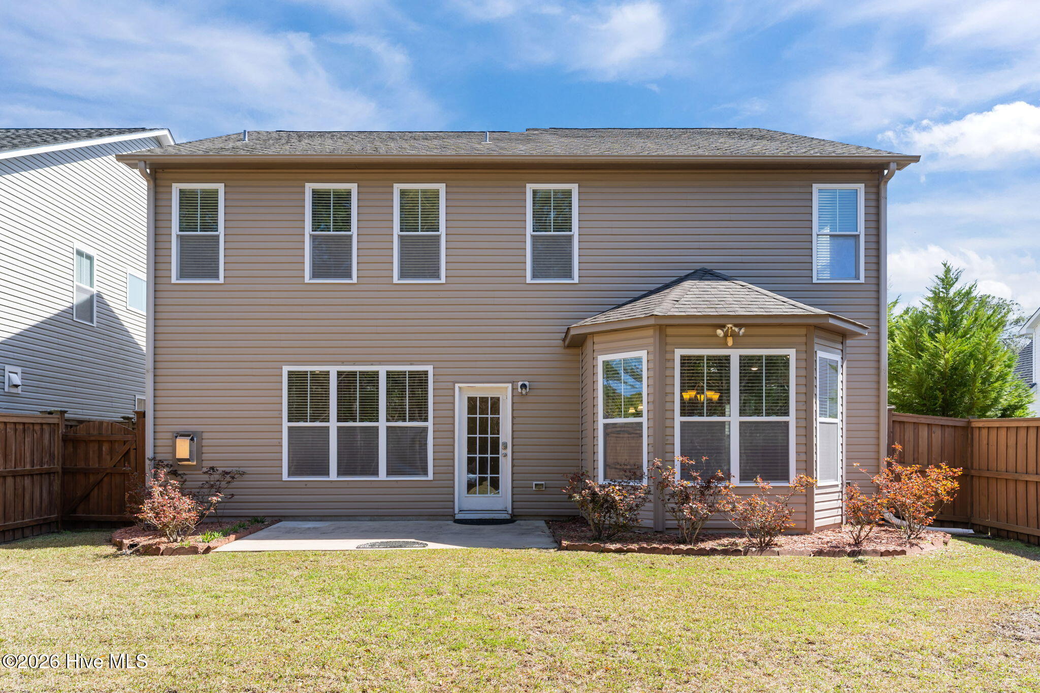 100560294 | Photo 52