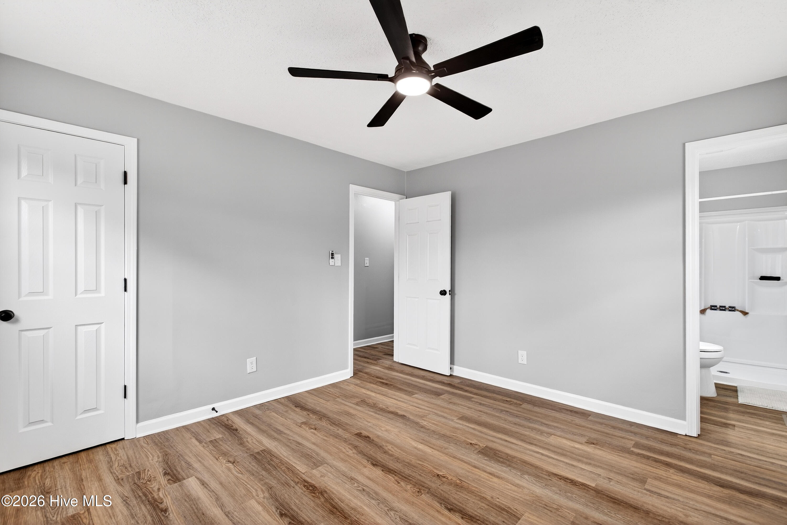 100551597 | Photo 20