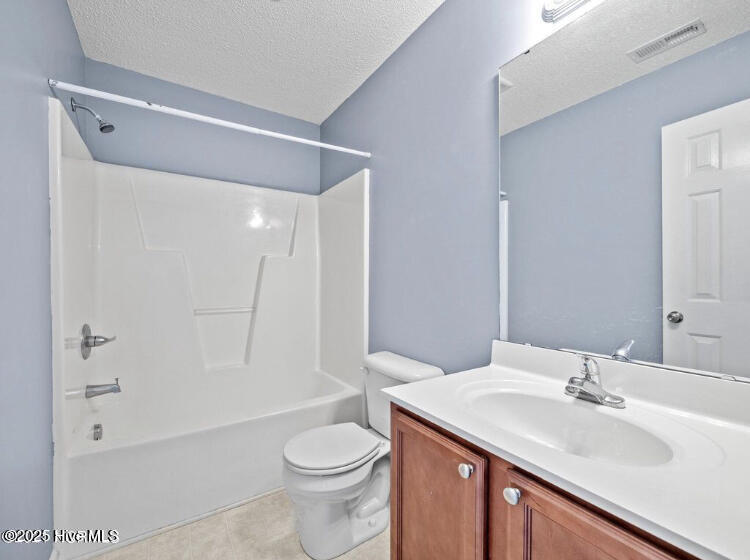 100546630 | Photo 30