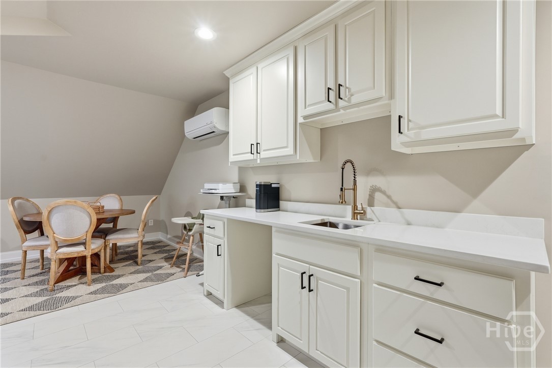 2024 Walthour Road, Savannah, GA, 31410