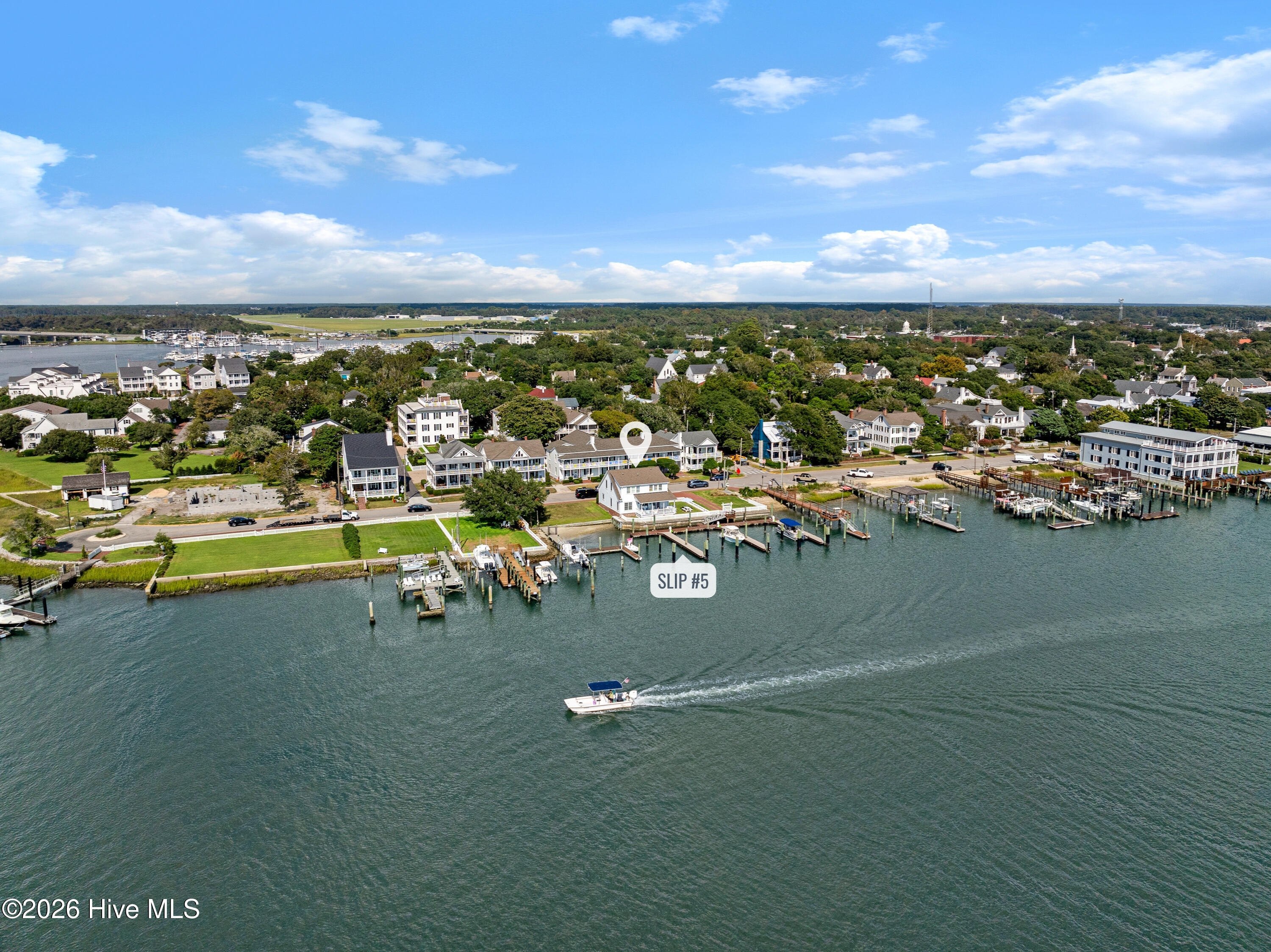 122 Front Street & Slip #5,Beaufort