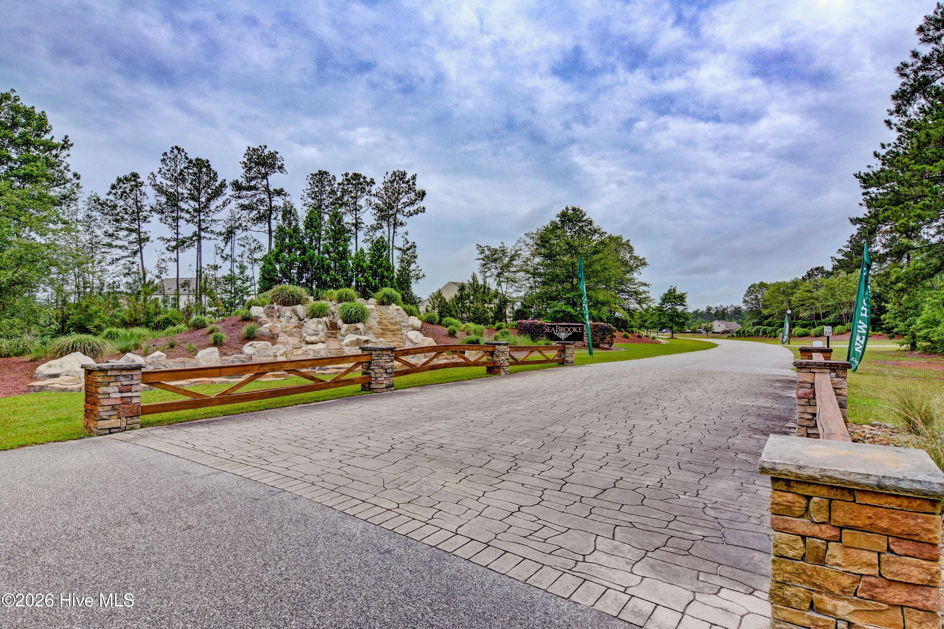 100557551 | Photo 32