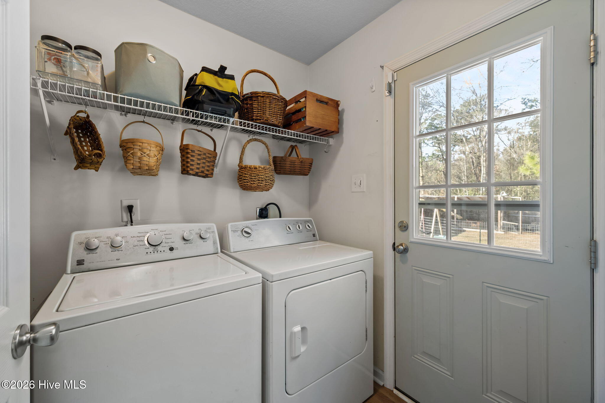 100552556 | Photo 18