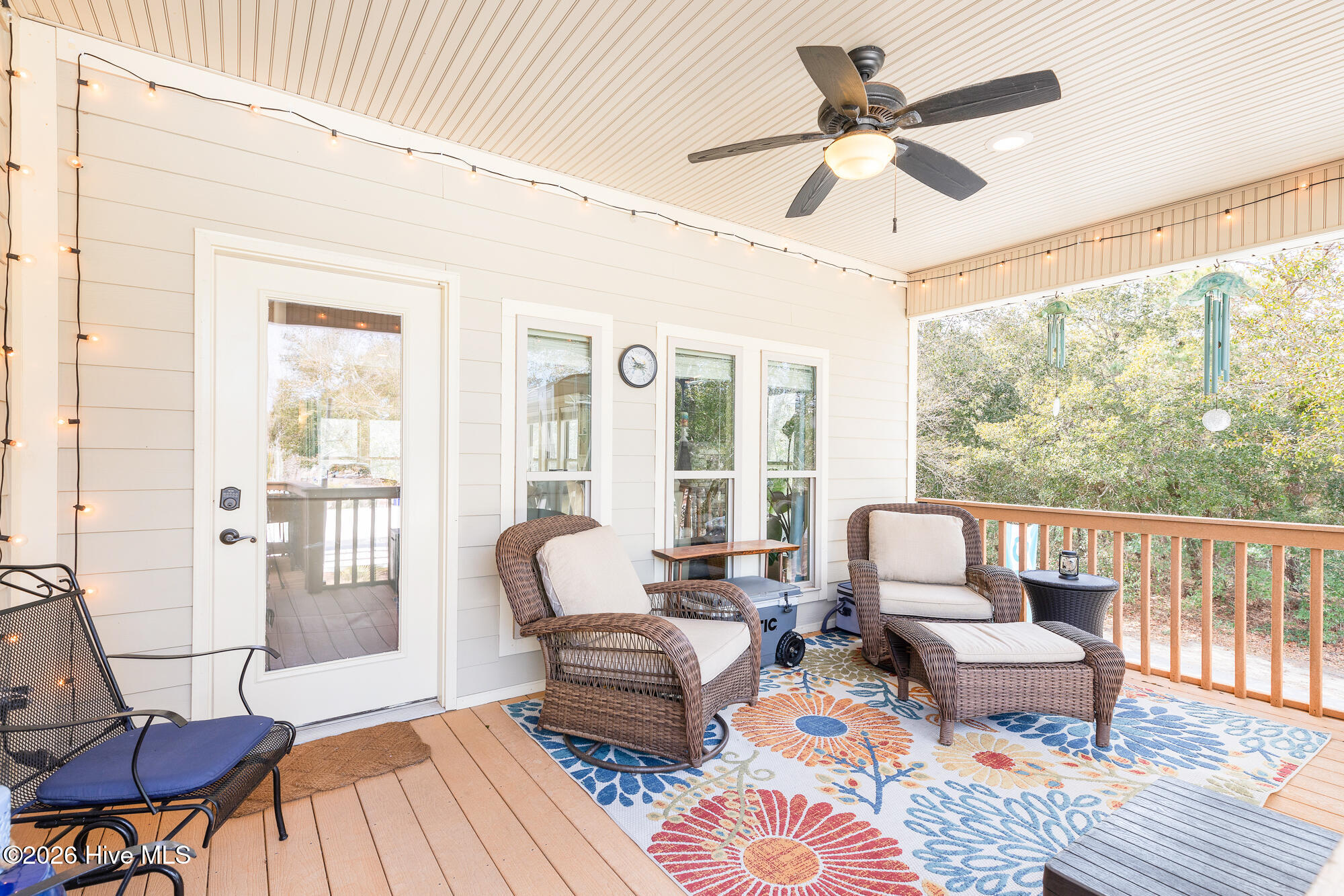 100554367 | Photo 41