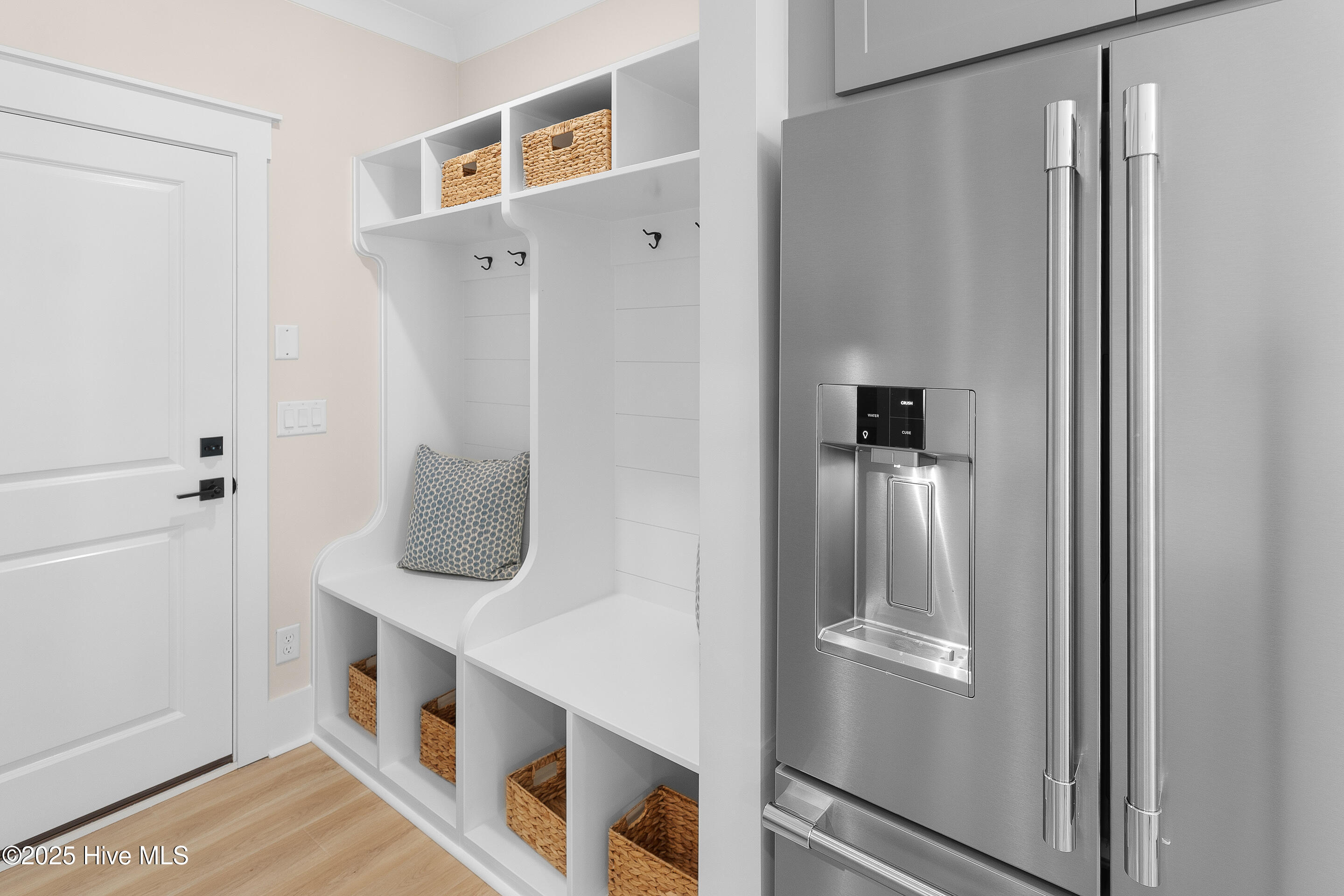 100504894 | Photo 22