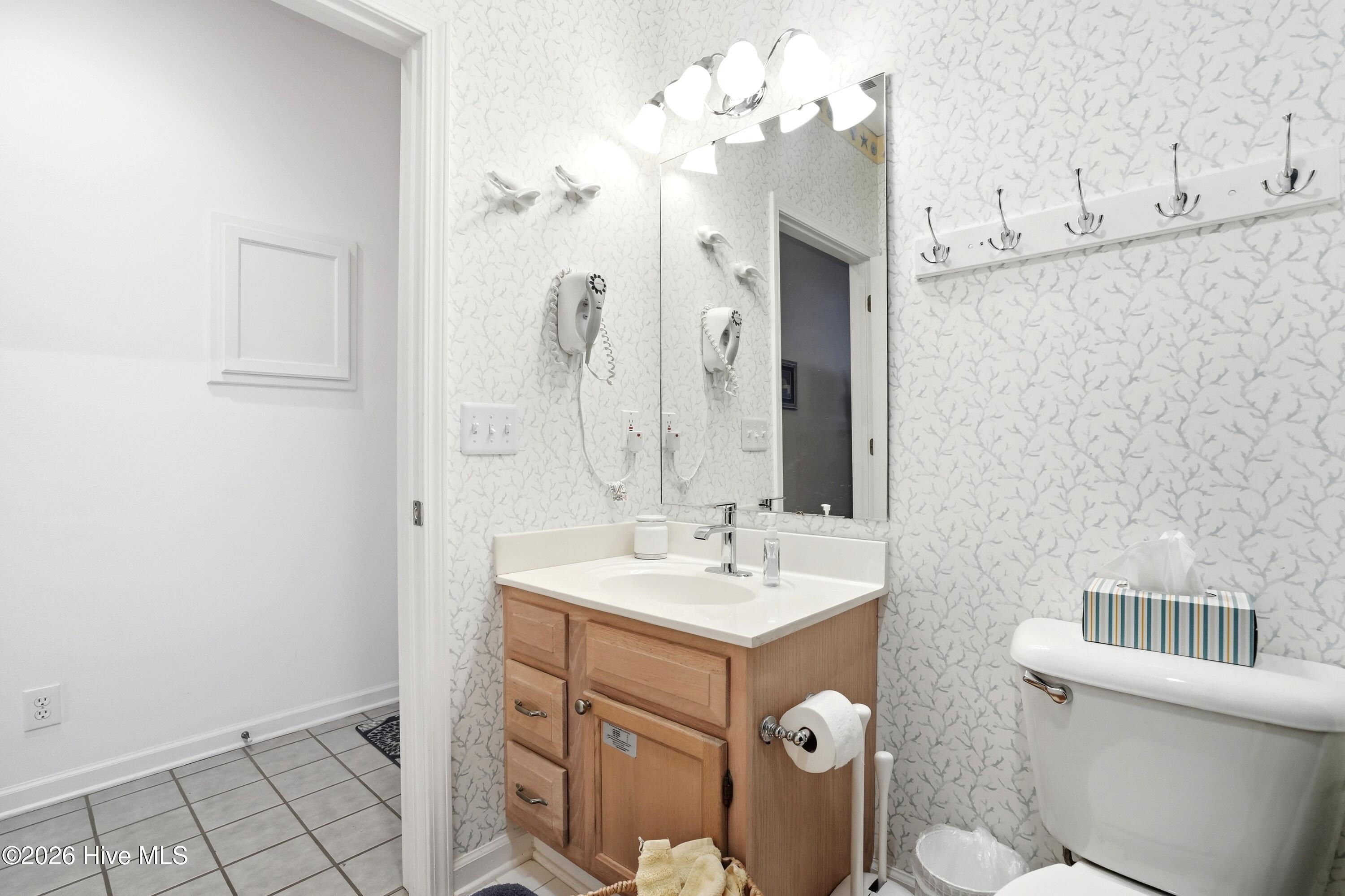 100561892 | Photo 48