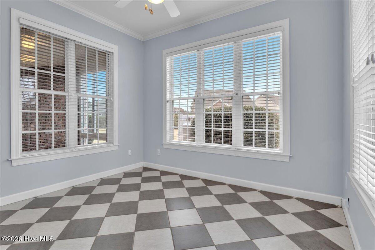 100547572 | Photo 24