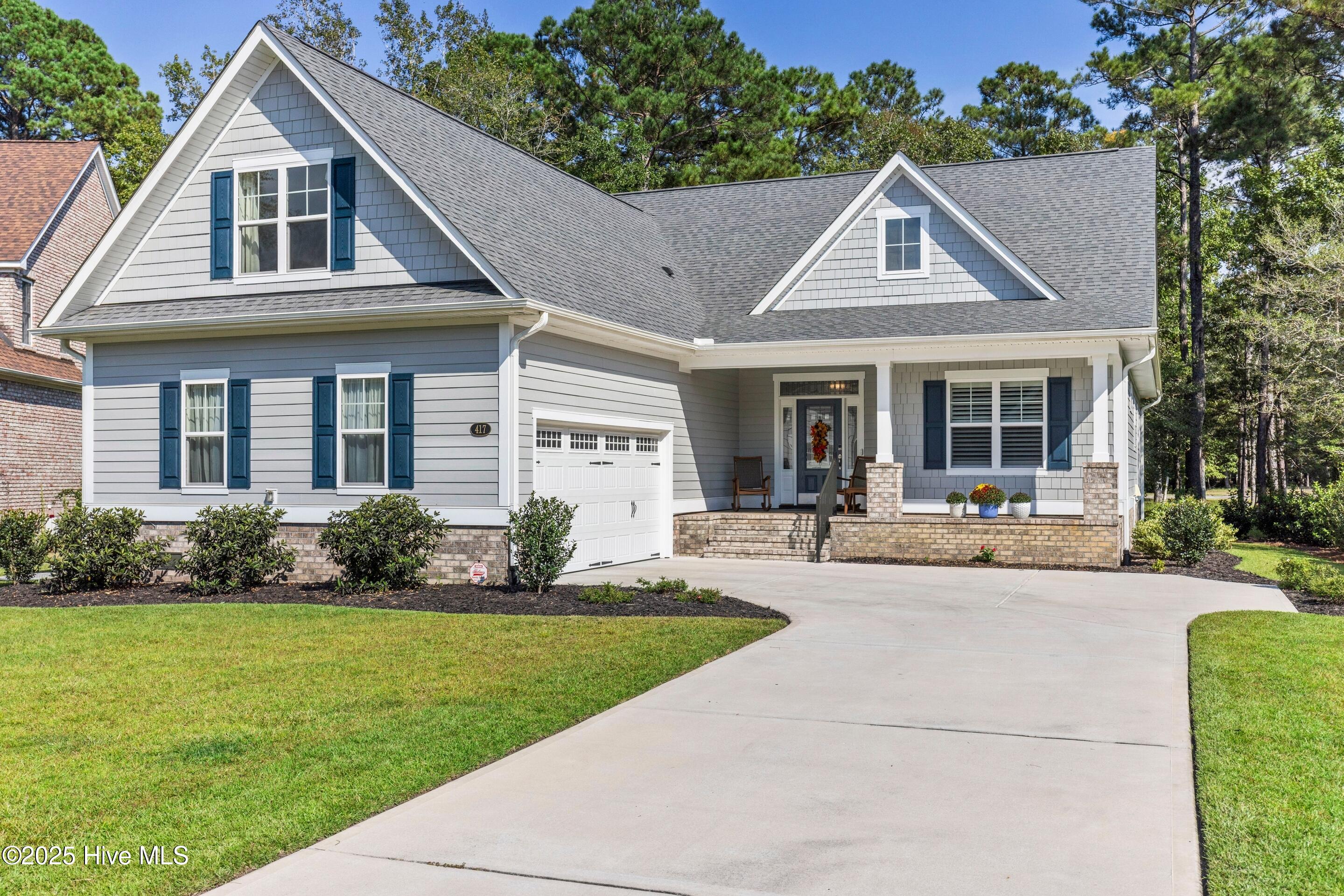 100558361 | Photo 119