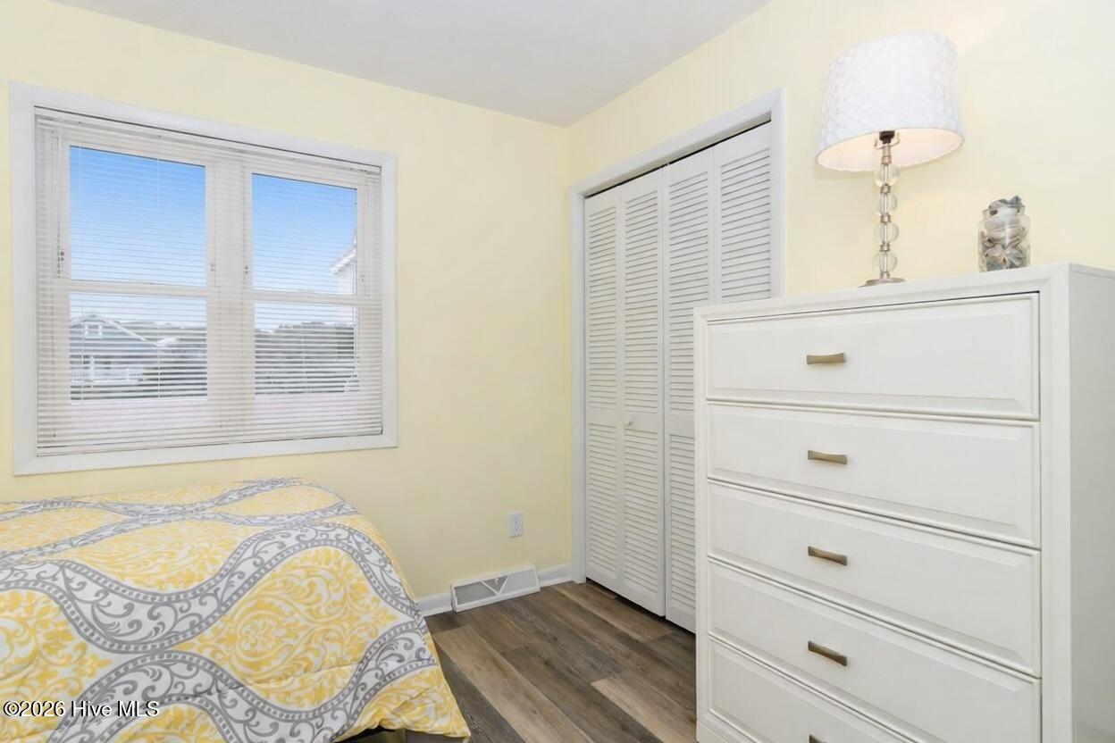 100557197 | Photo 18