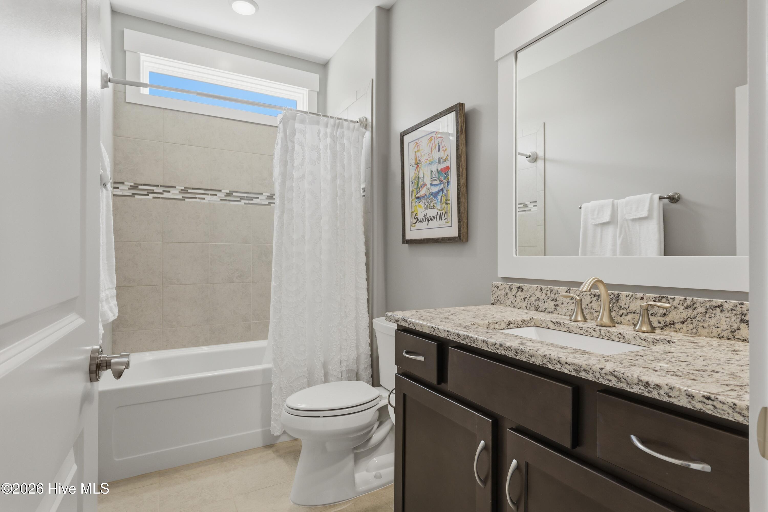 100569596 | Photo 34