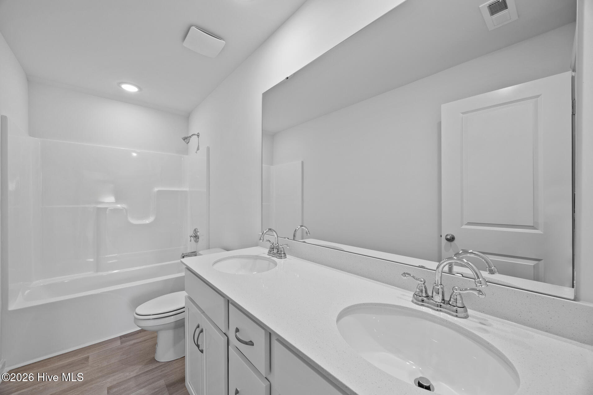 100522914 | Photo 20