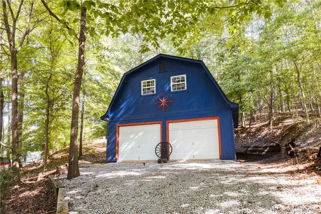 3383 Wolf Drive