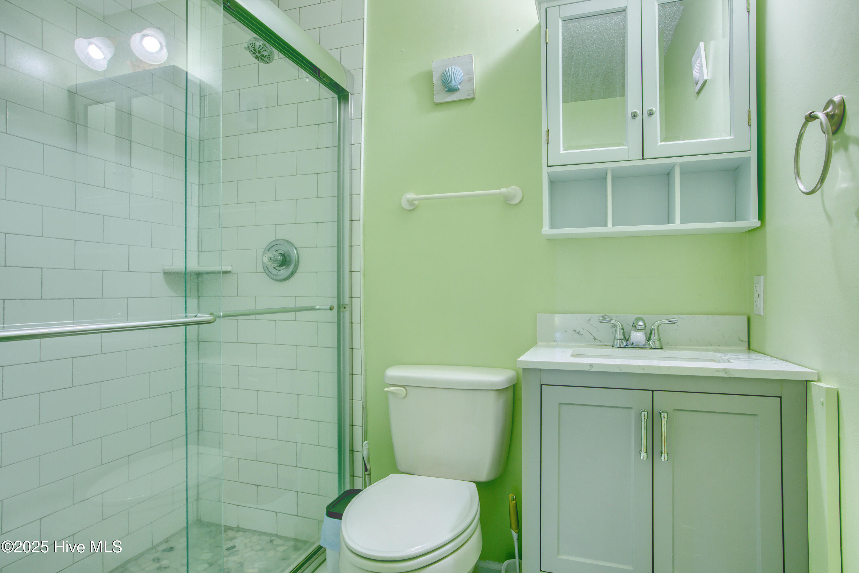 100534392 | Photo 21