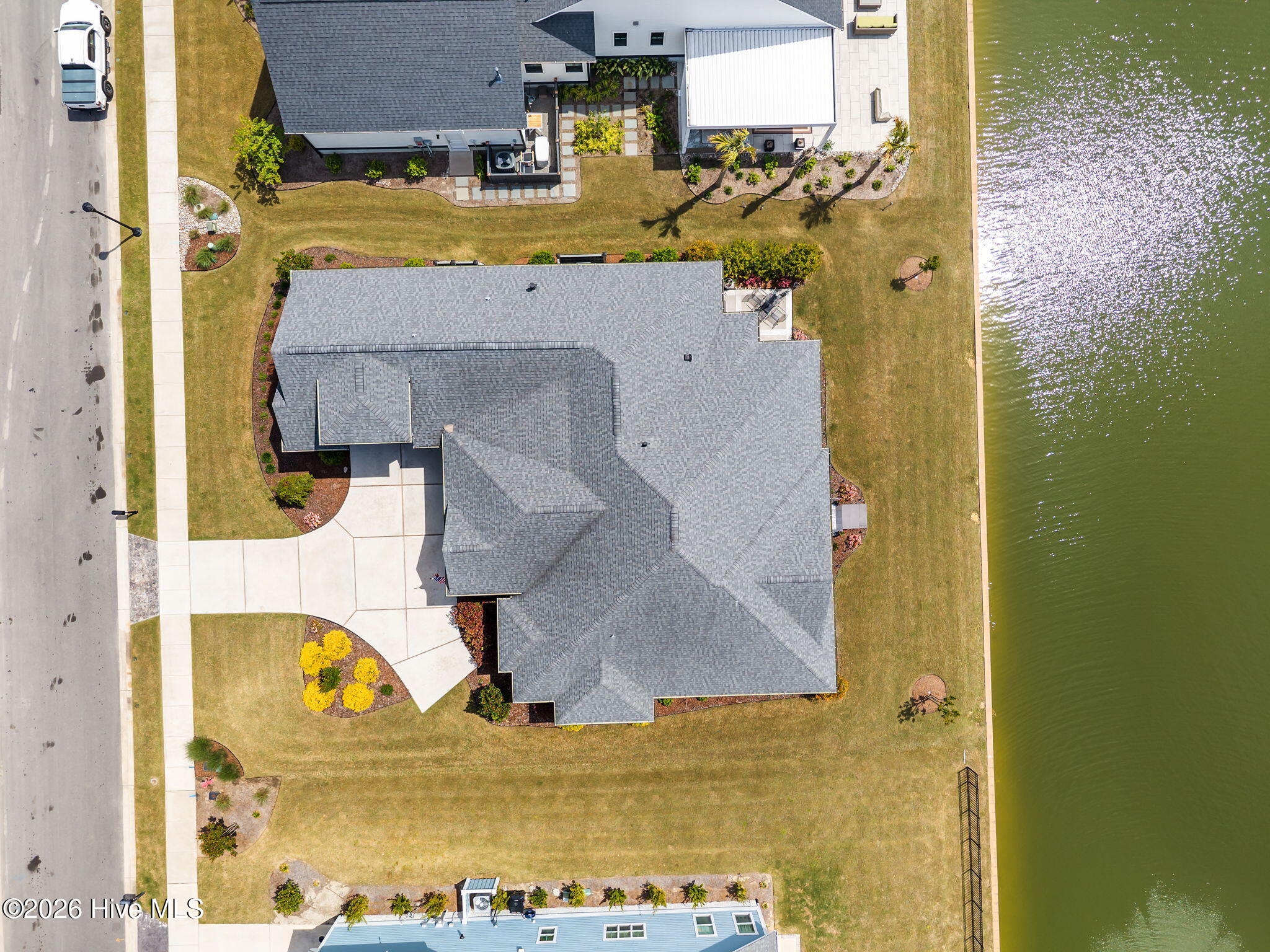 100568517 | Photo 39