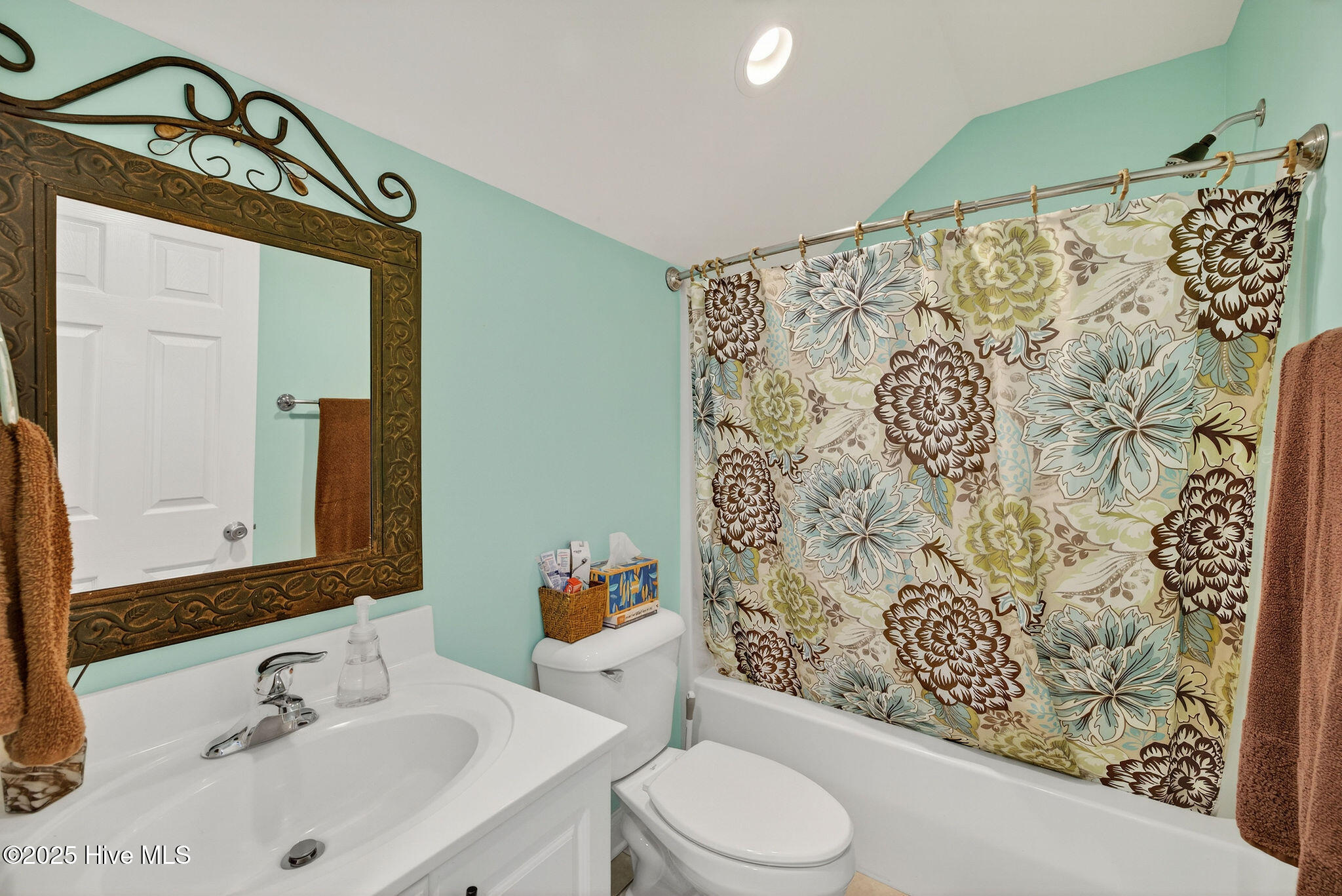 100540017 | Photo 61