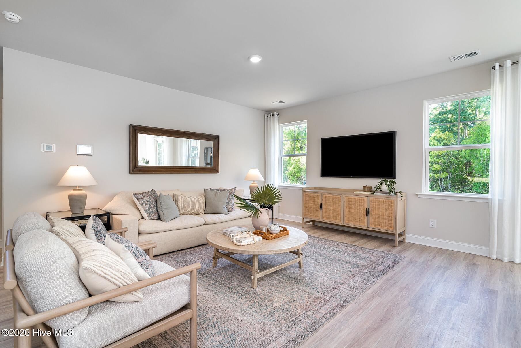 100565475 | Photo 10