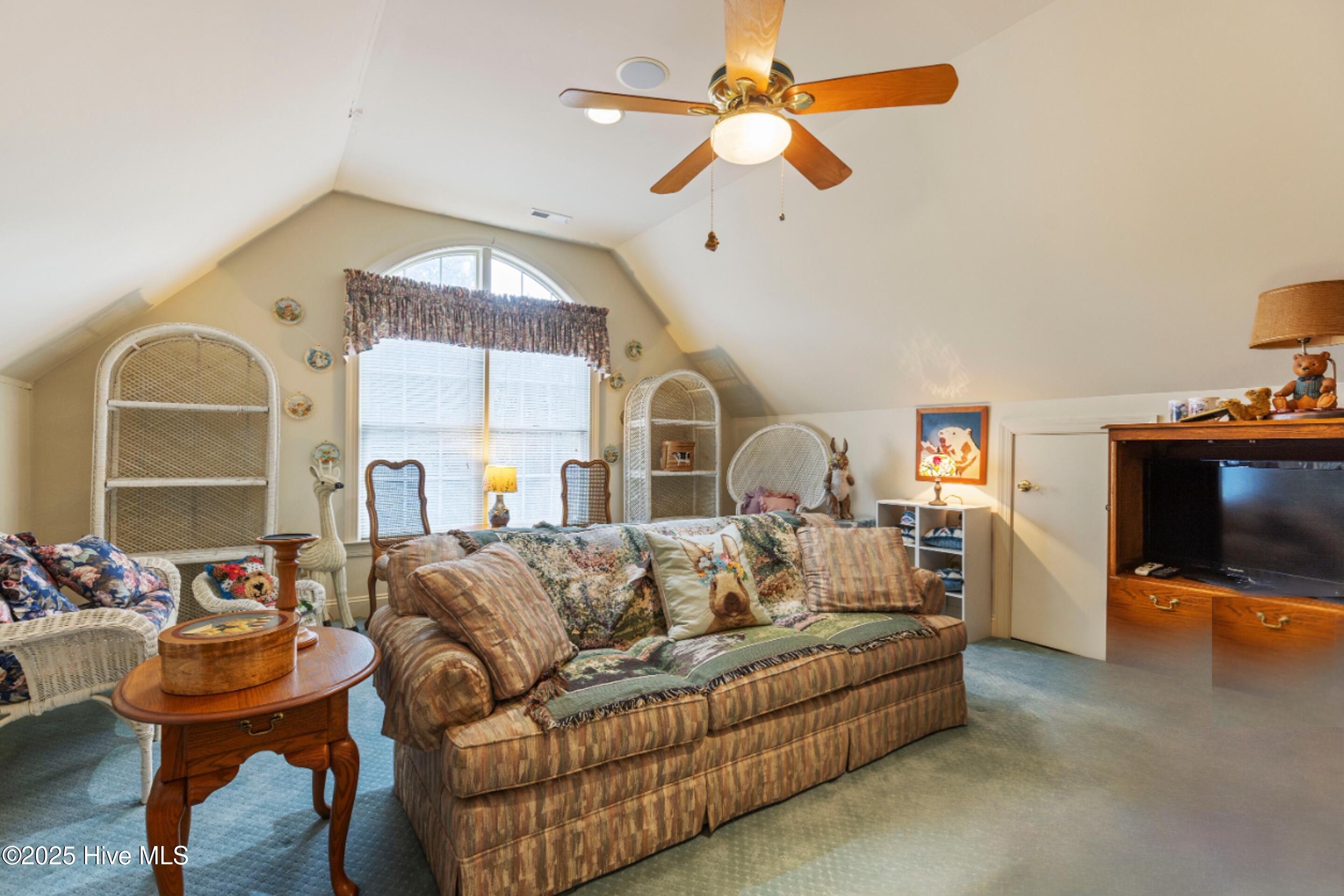 100545020 | Photo 29