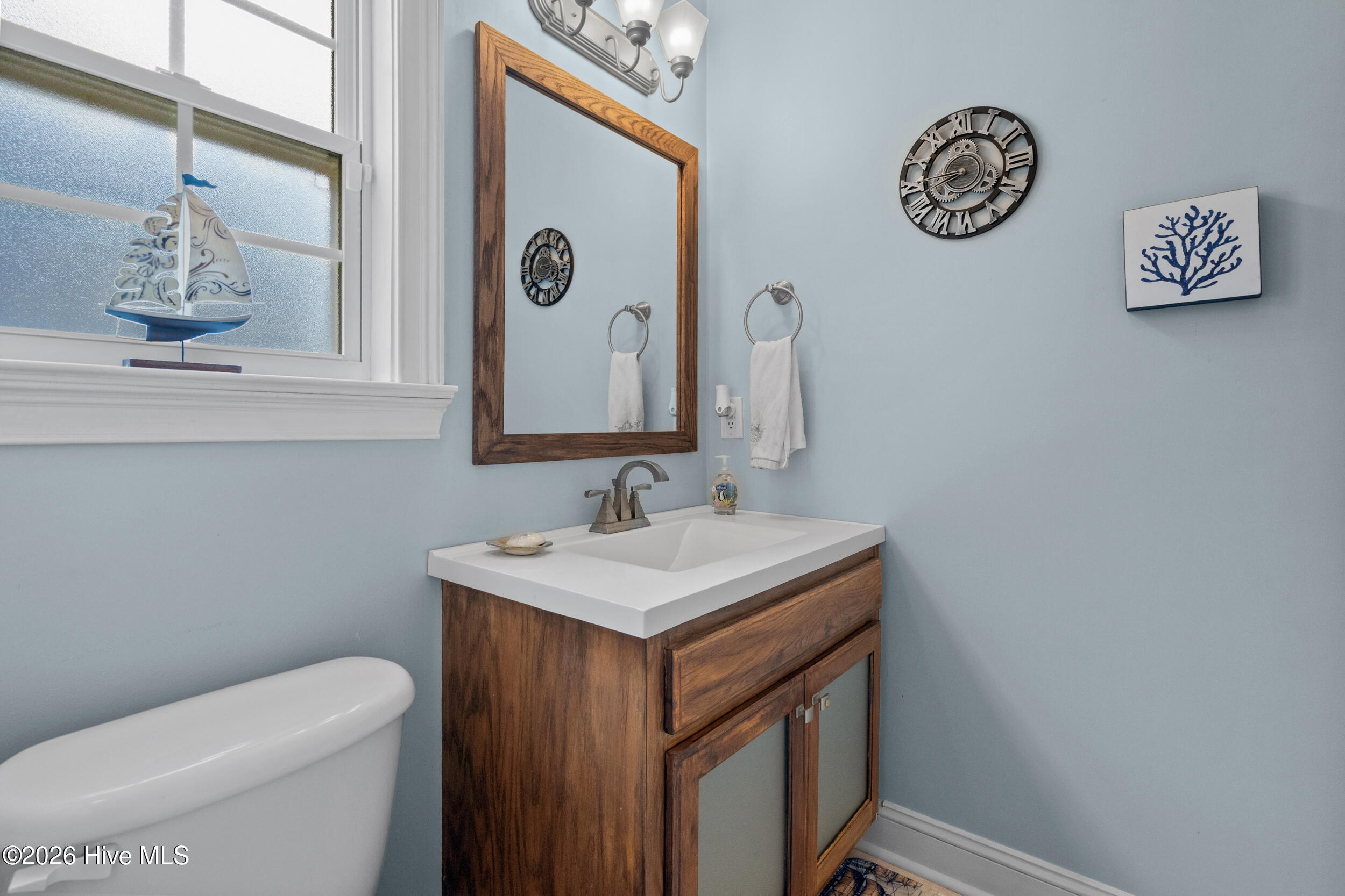 100566575 | Photo 26