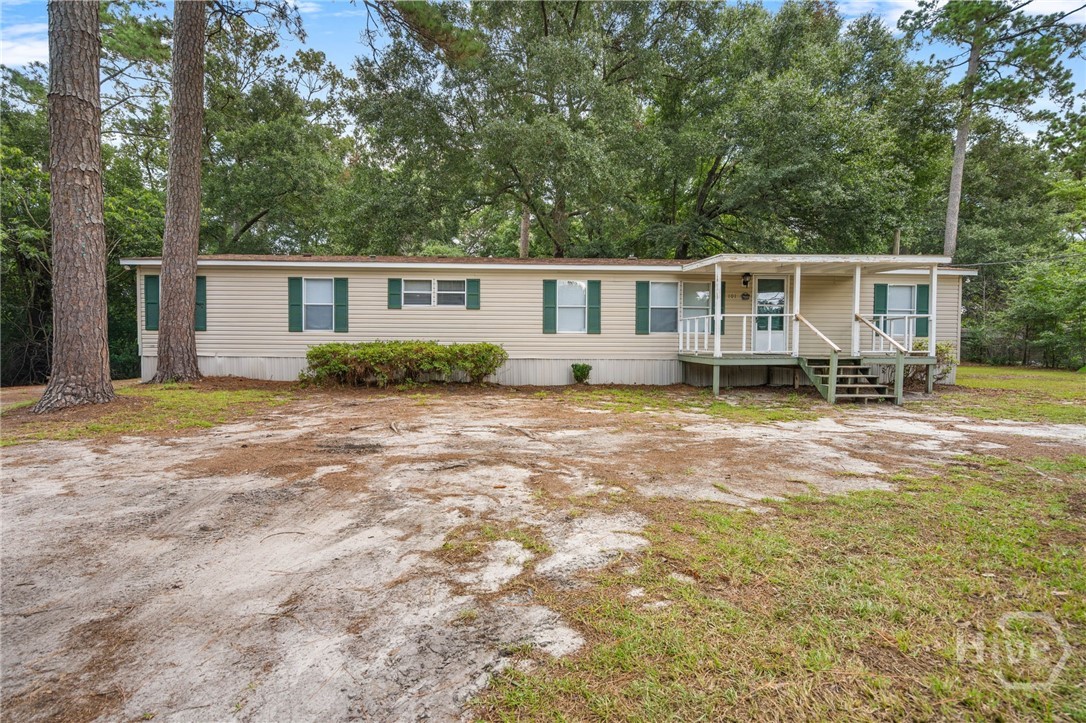 Homes for sale in Guyton, GA | 101 Brandi Ln, Guyton, GA 31312 | MLS# SA360625