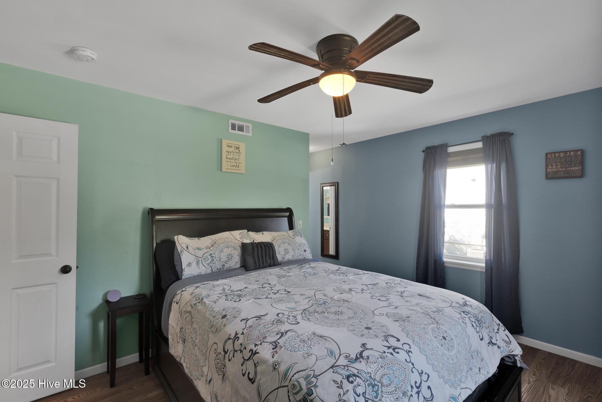 100527008 | Photo 15