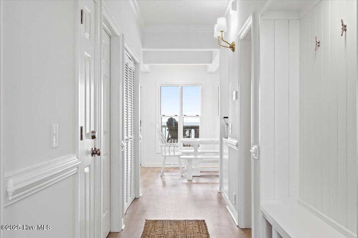 100540998 | Photo 42