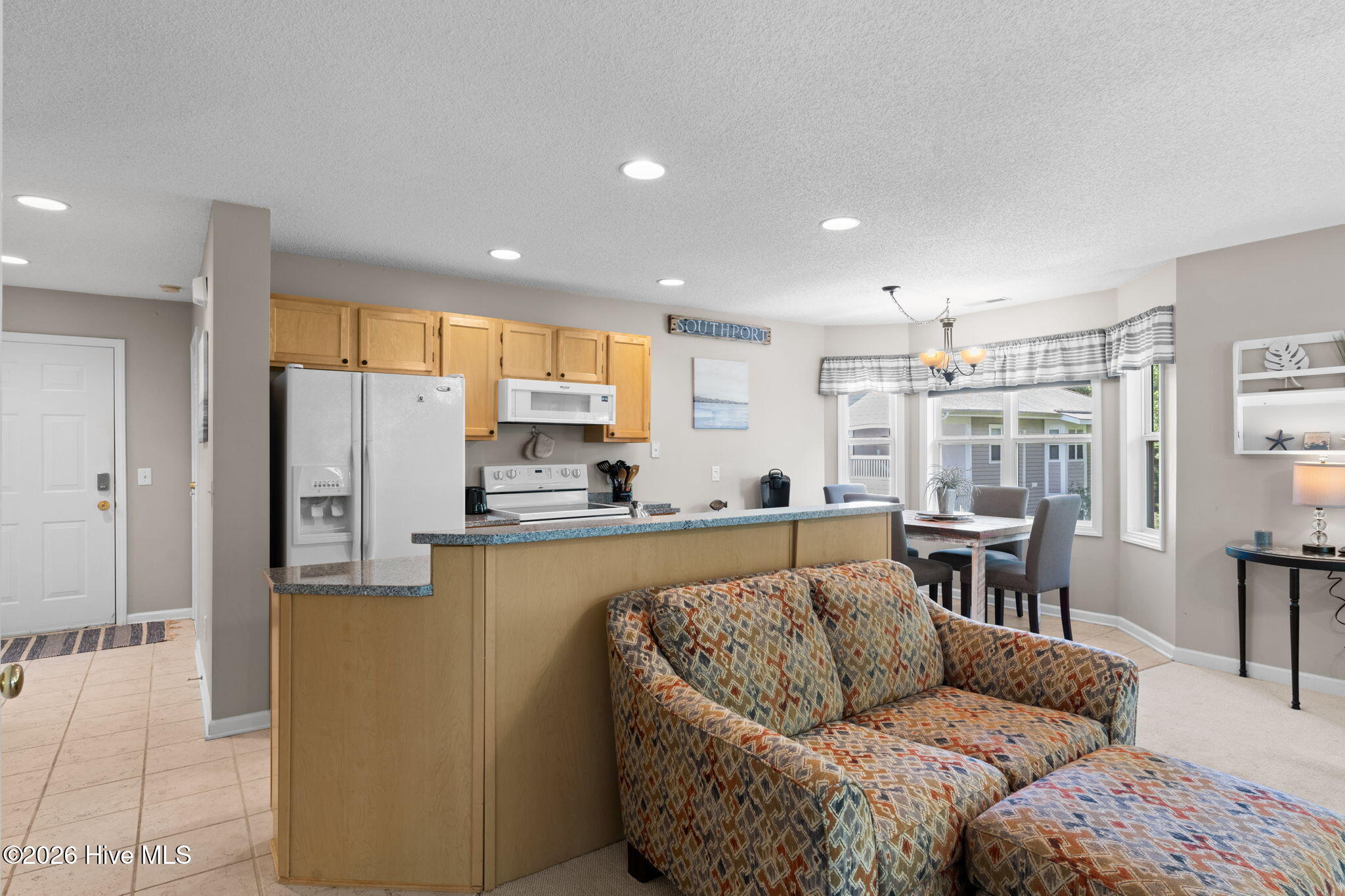 100567259 | Photo 30