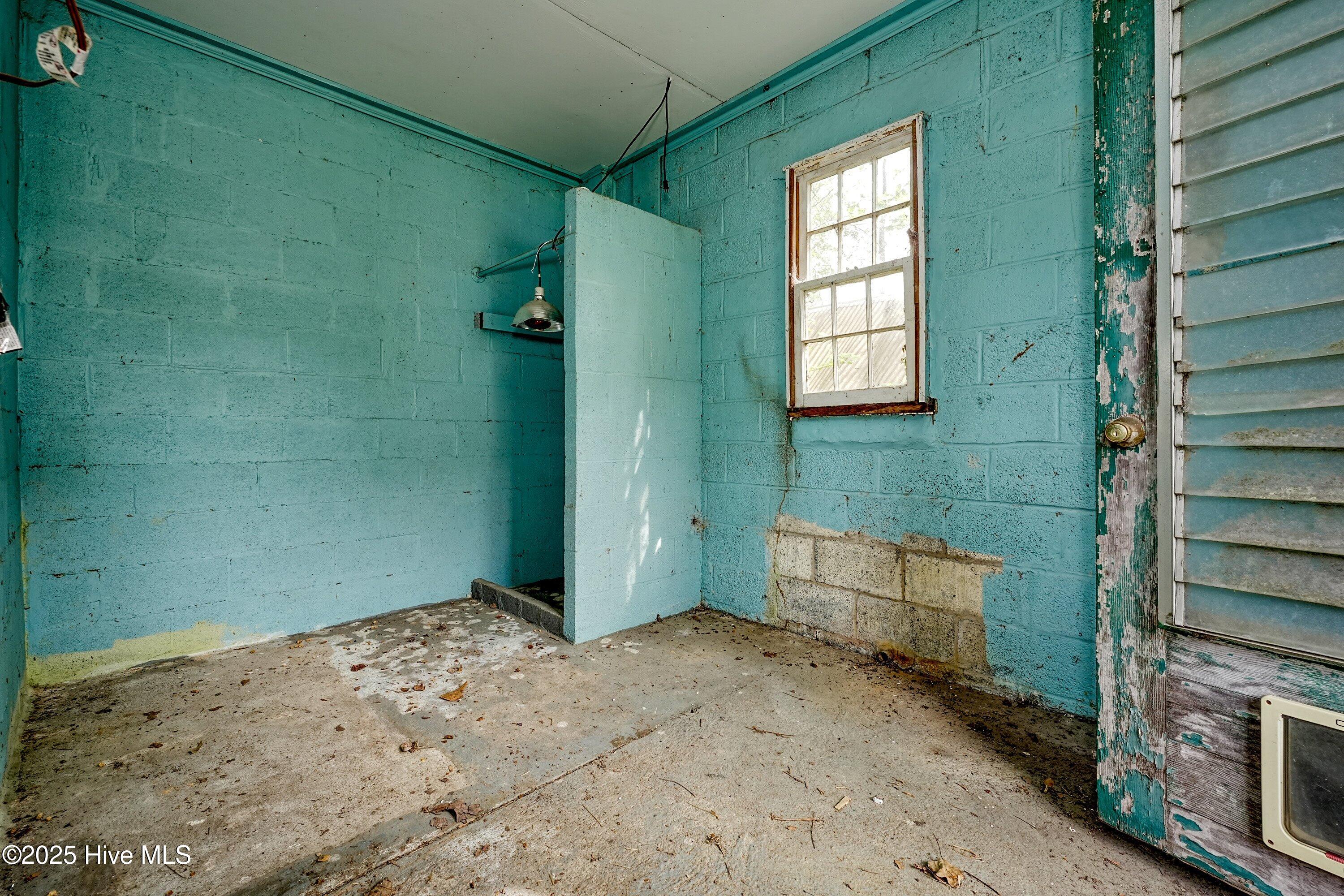 100500316 | Photo 24