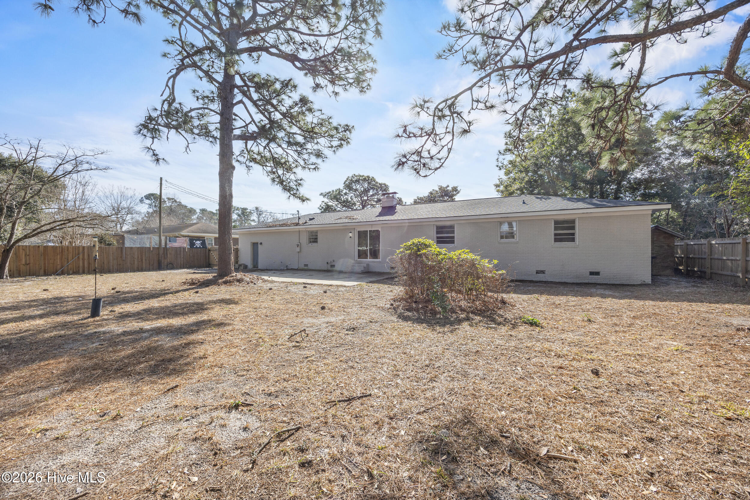 100548079 | Photo 42