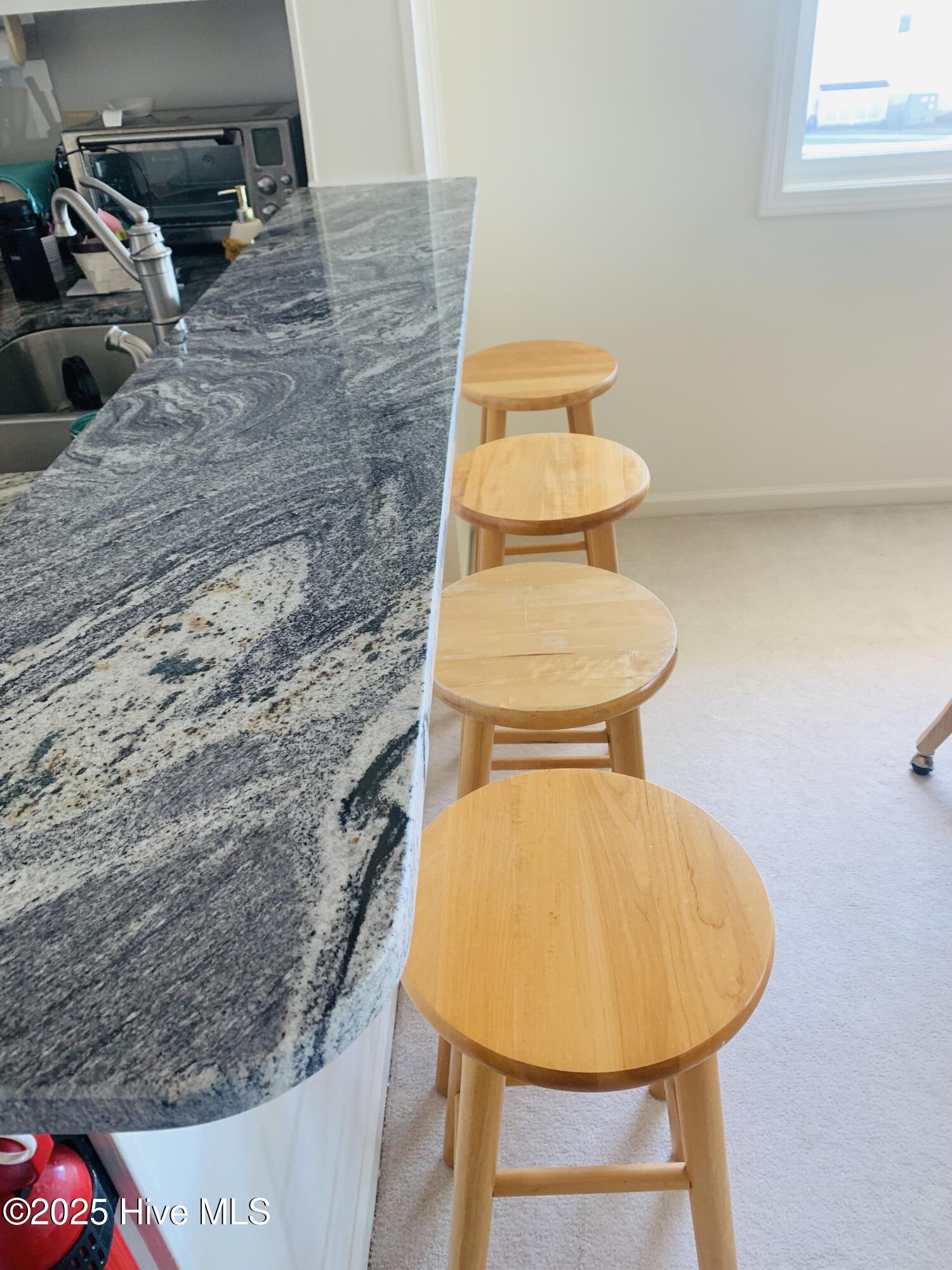 100530528 | Photo 22