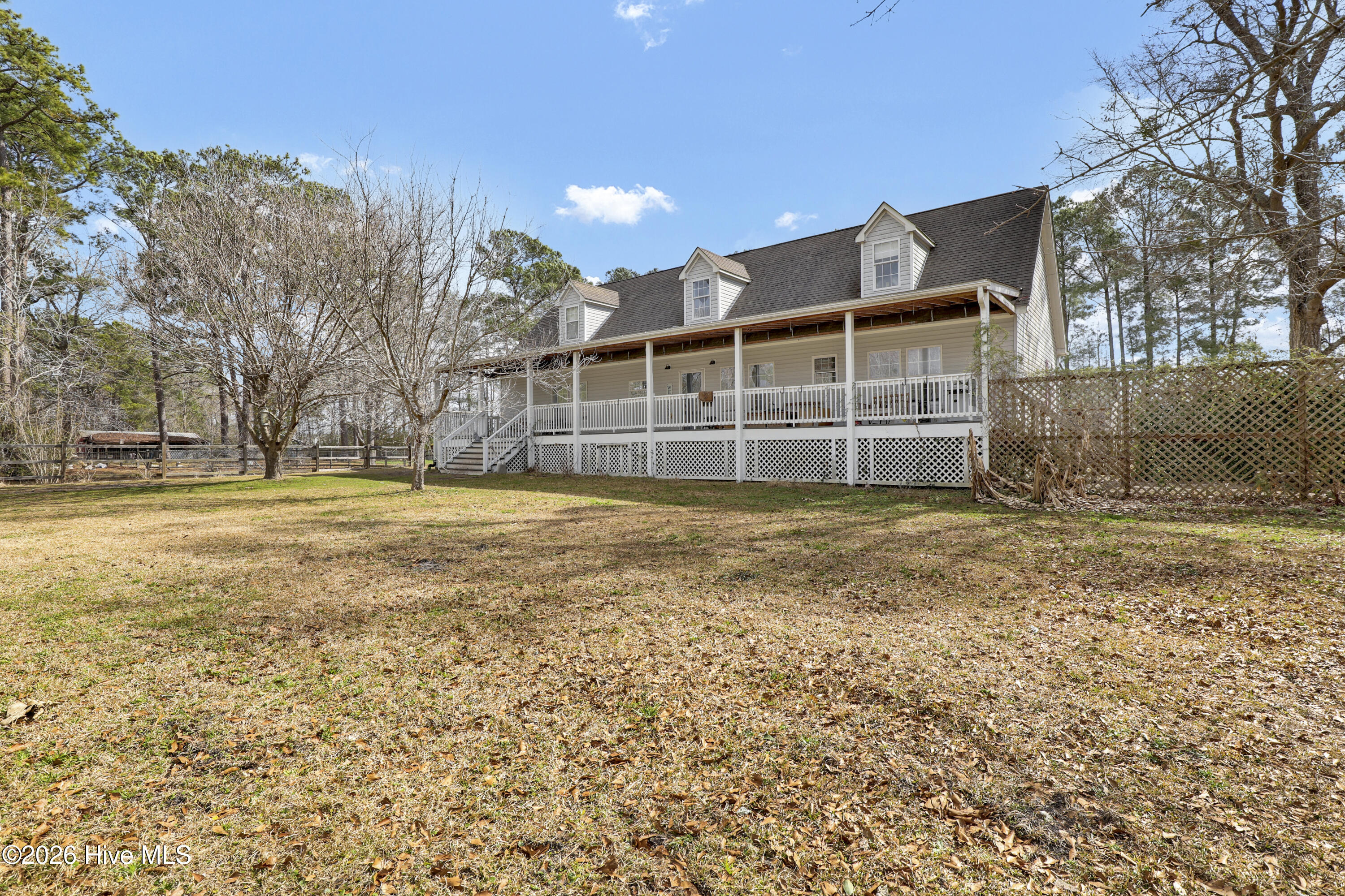 100560637 | Photo 19