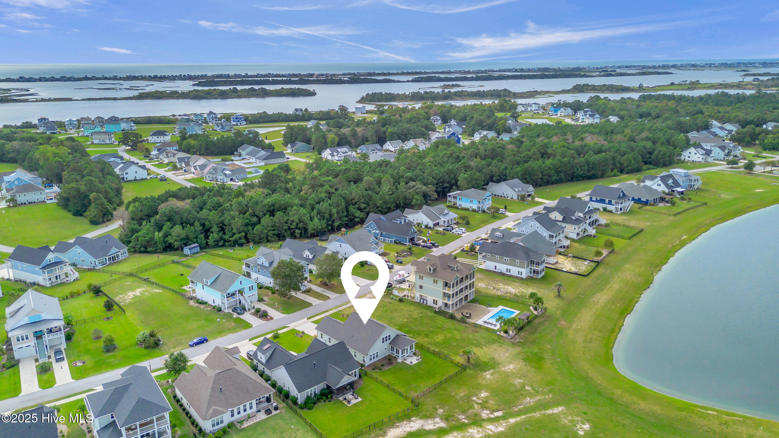 100535335 | Photo 44