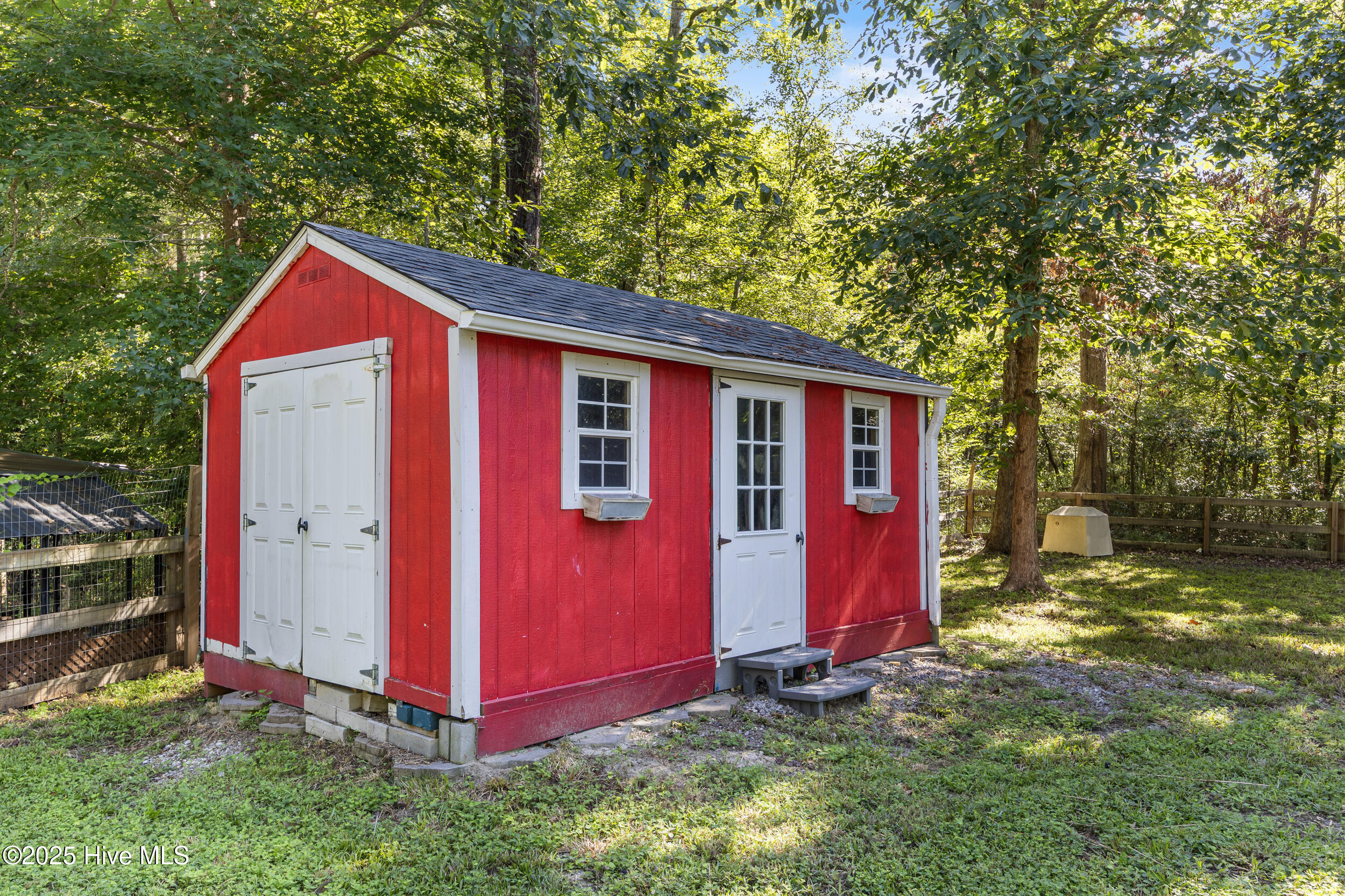 100528146 | Photo 45