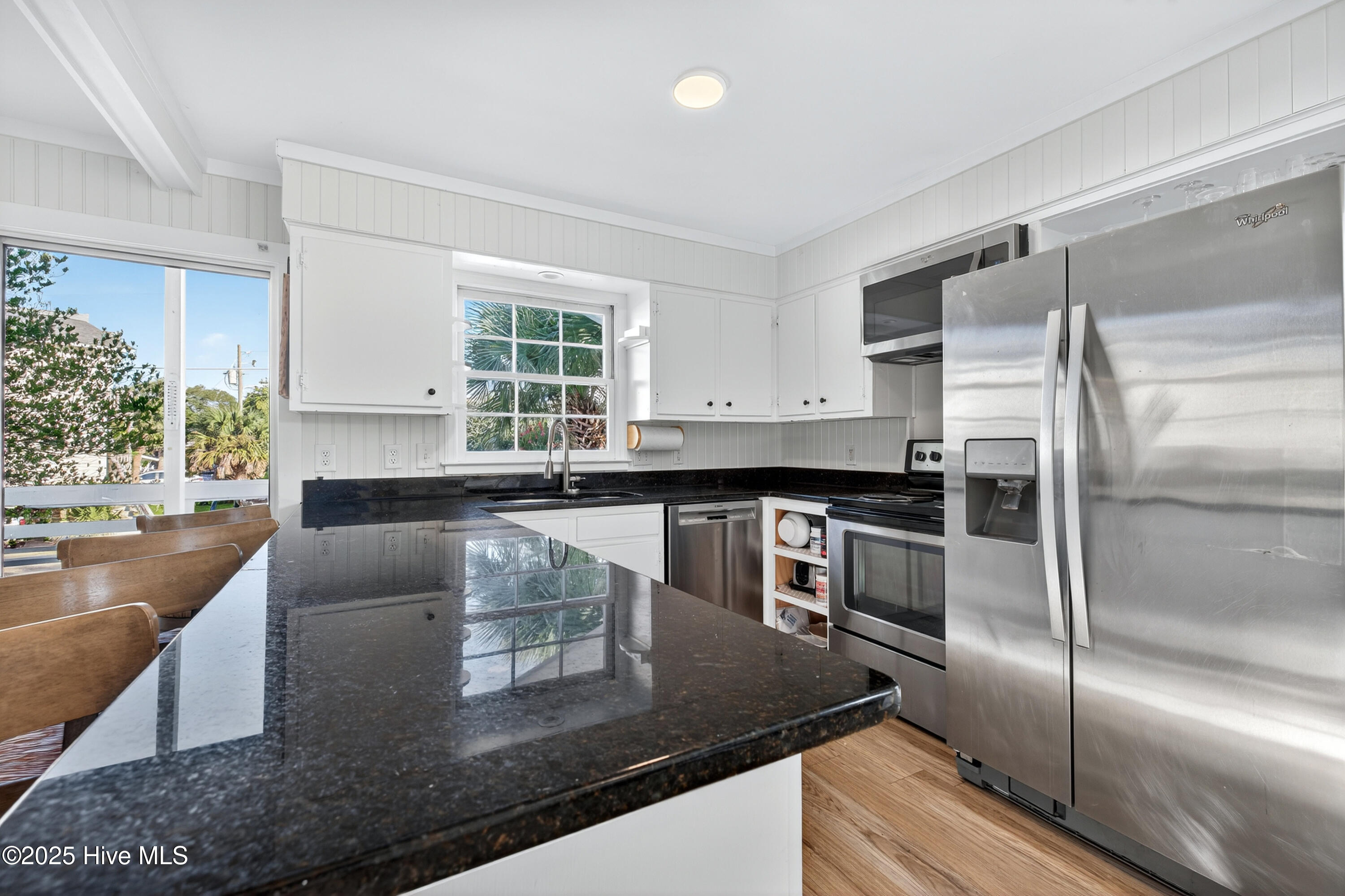 13 Myrtle Court, Wrightsville Beach, NC 28480 – photo 6: 008_008_6q7a5318_258