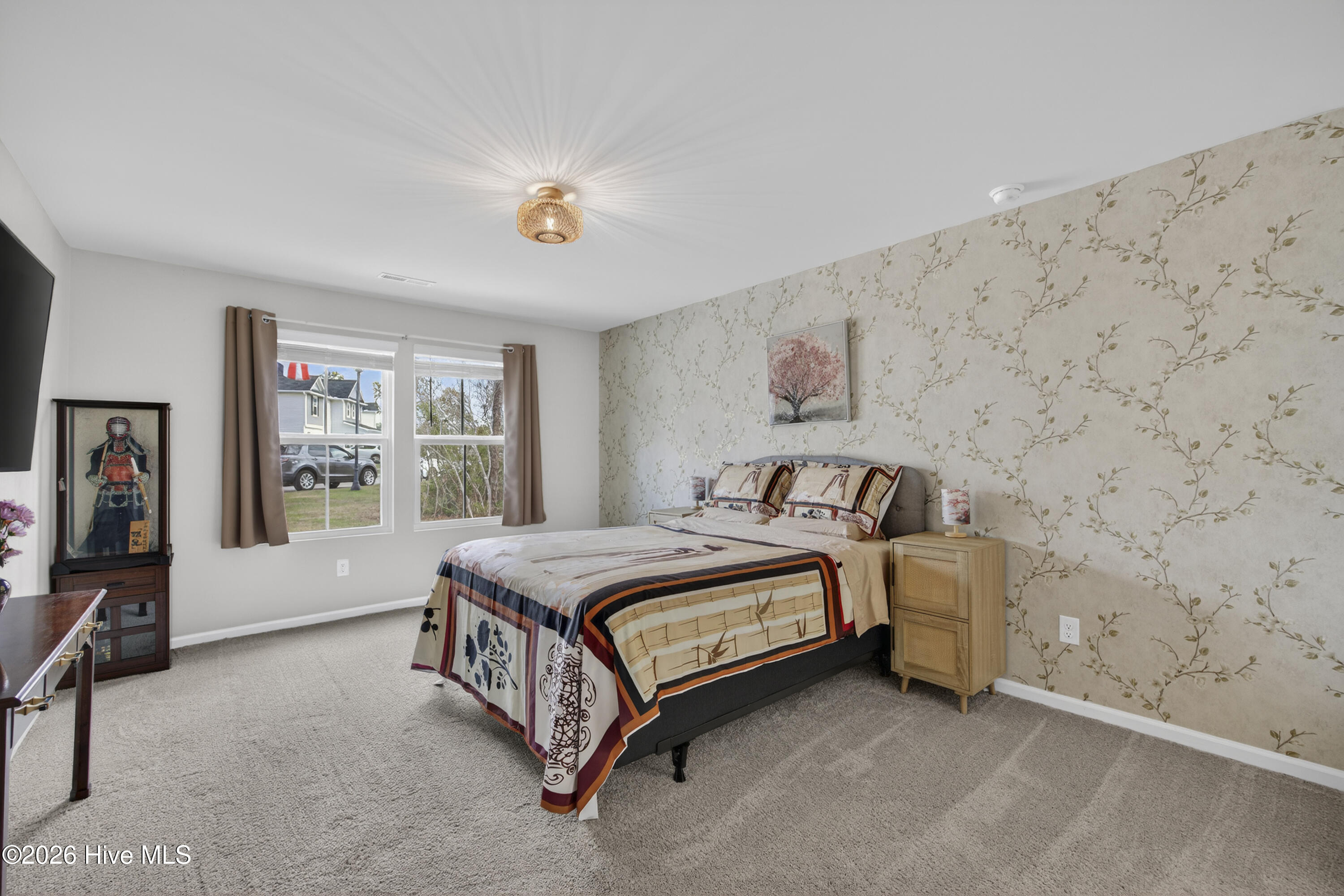 100560520 | Photo 30