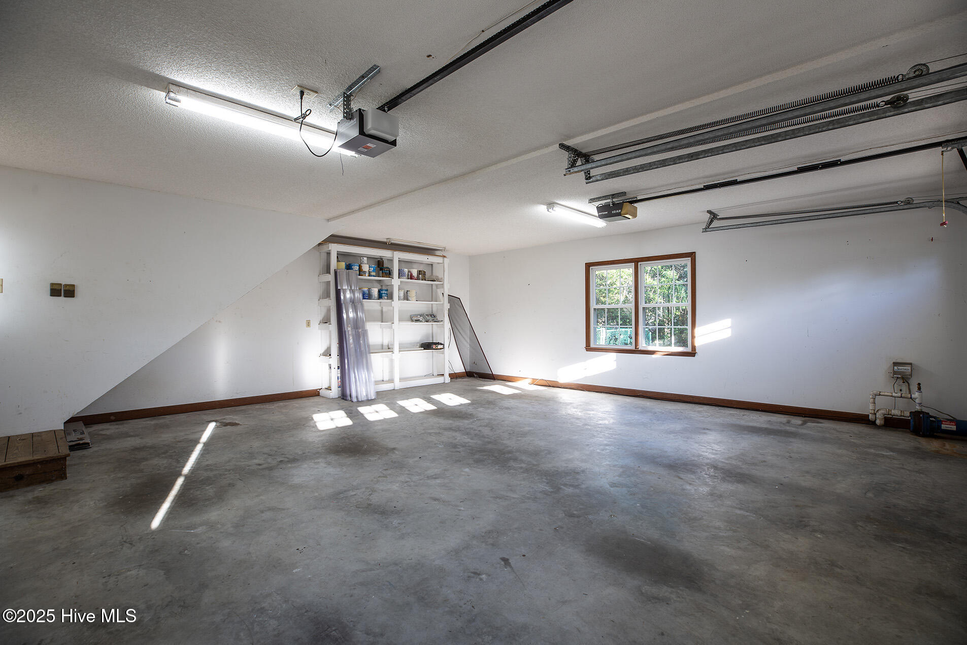 100541648 | Photo 60