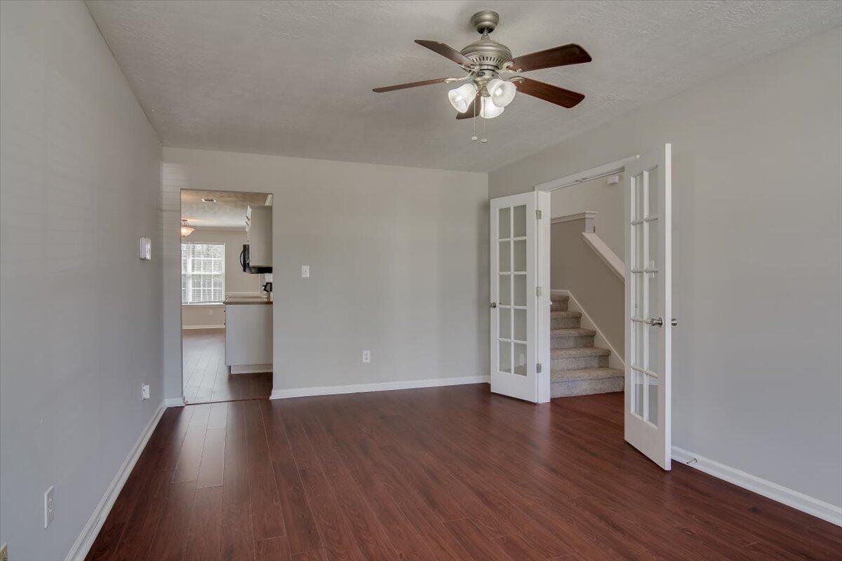 5043 Reynolds Way