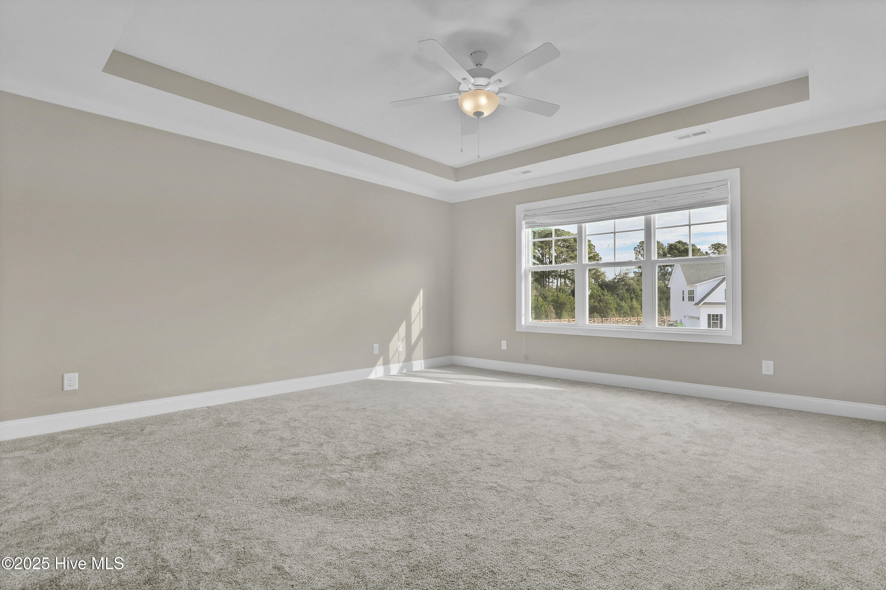 100545755 | Photo 33